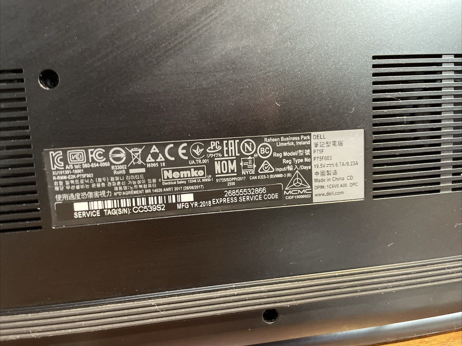 Dell G3 3579 15-inch Gaming Laptop Core i7-8750H 16GB 512GB SSD I-7418- JE OBO