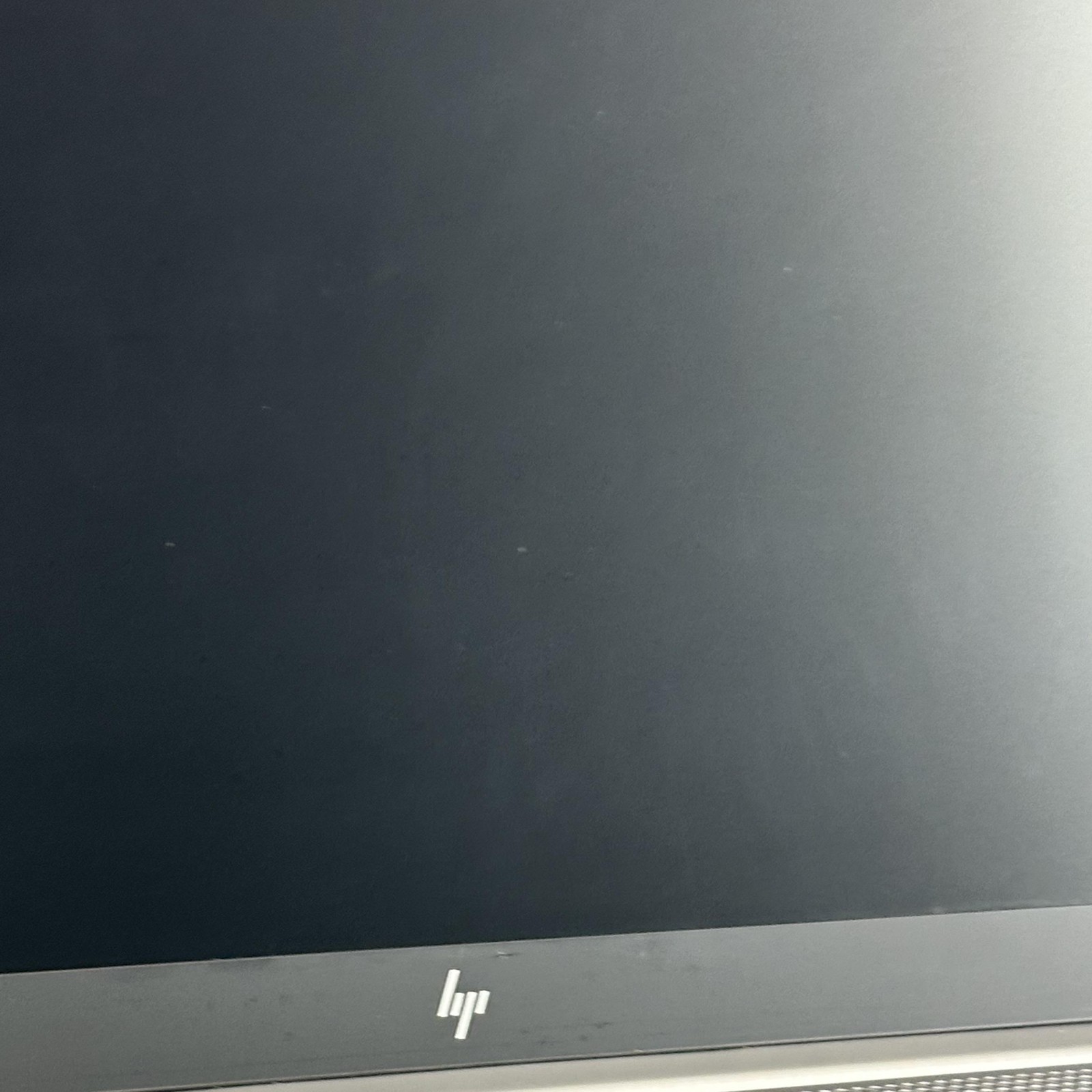 HP ZBook 15u G6 Gray FHD i7-8665U 1.90GHz 16GB 256GB SSD Very Good DEAD PIXEL