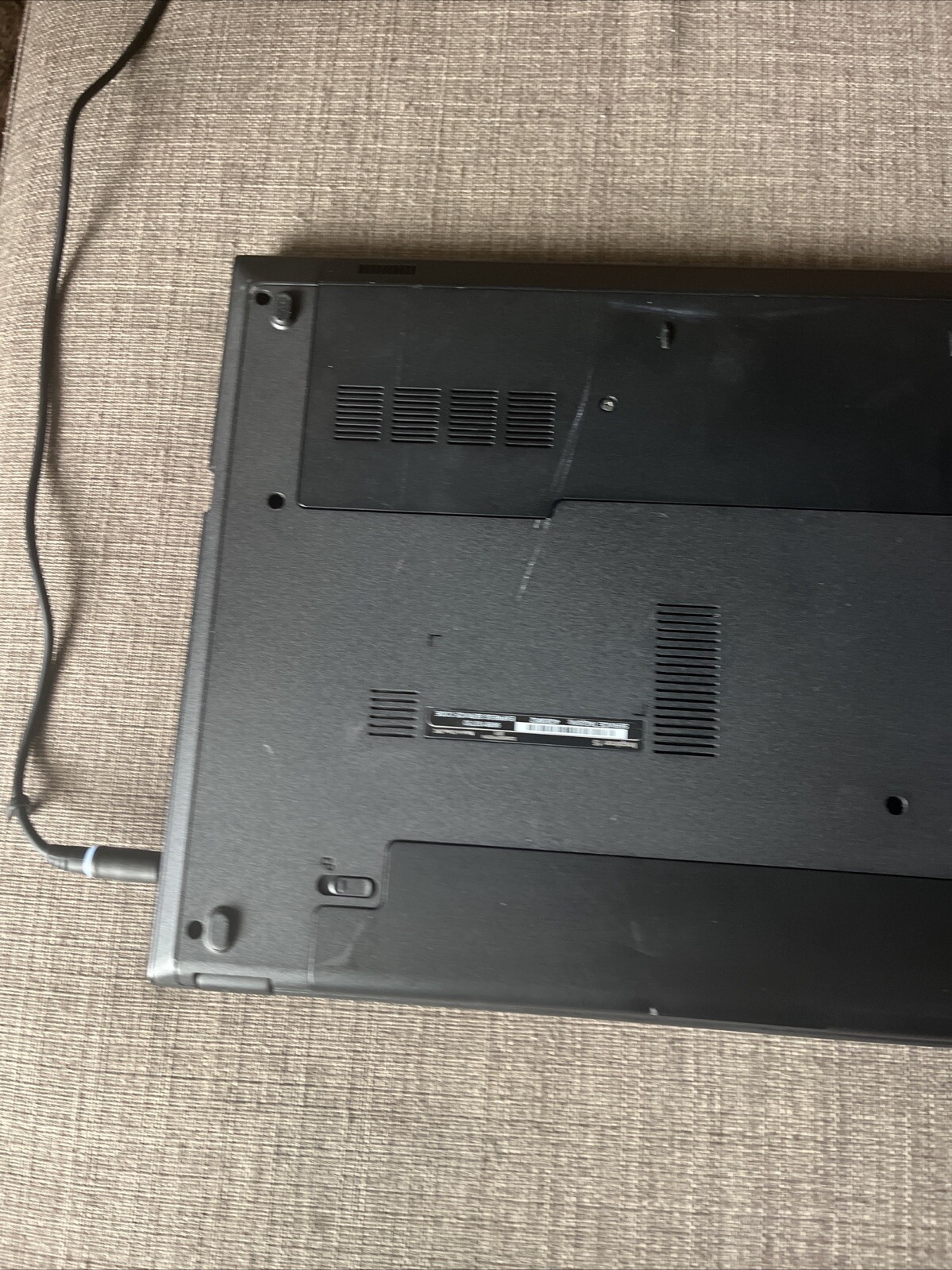 Dell Inspiron 3542 Intel i3-4005U 8GB RAM 500GB HDD 15.6″ Webcam Charger (READ)