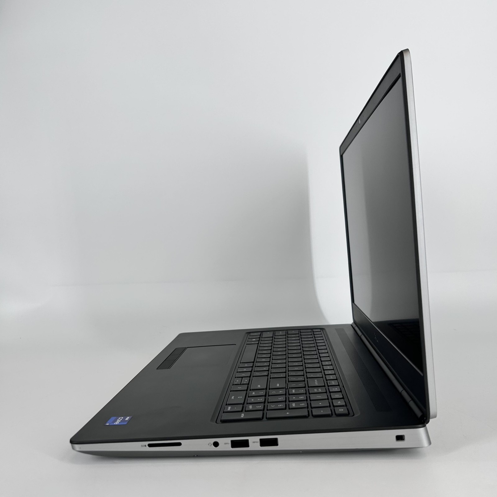 Dell Precision 7760 17.3 FHD i9-11950H 2.60GHz 64GB 1TB/1TB/1TB/1TB RTX 3080