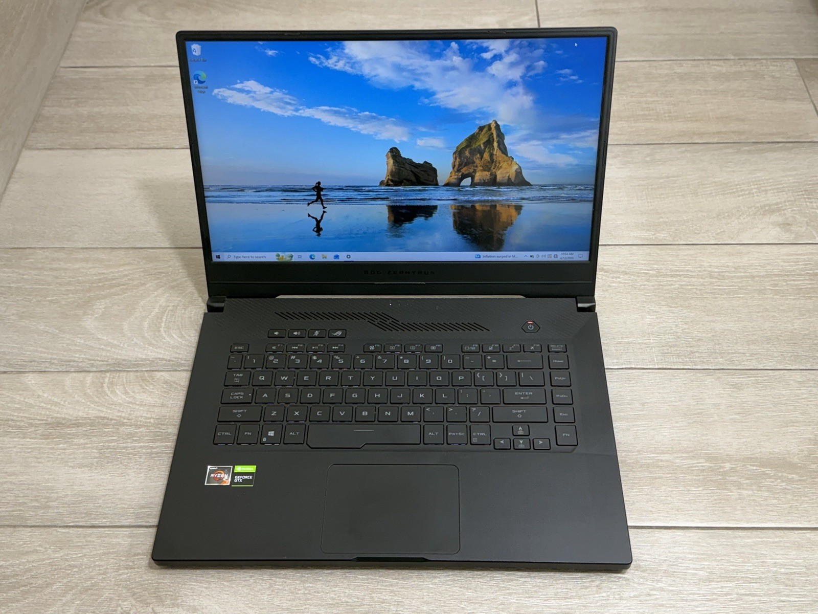 Asus ROG Zephyrus GU502D 15.6″ Ryzen 7-3750H GeForce GTX 1660 Ti 16GB RAM 512GB