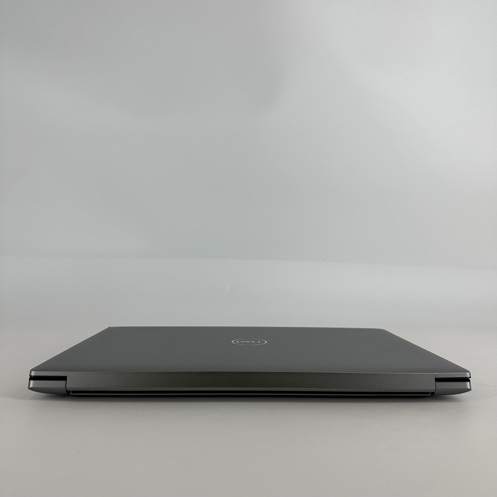 Dell Precision 5690 16 FHD+ 3.8GHz Ultra 7 165H 32GB 512GB SSD RTX 2000 Ada Good