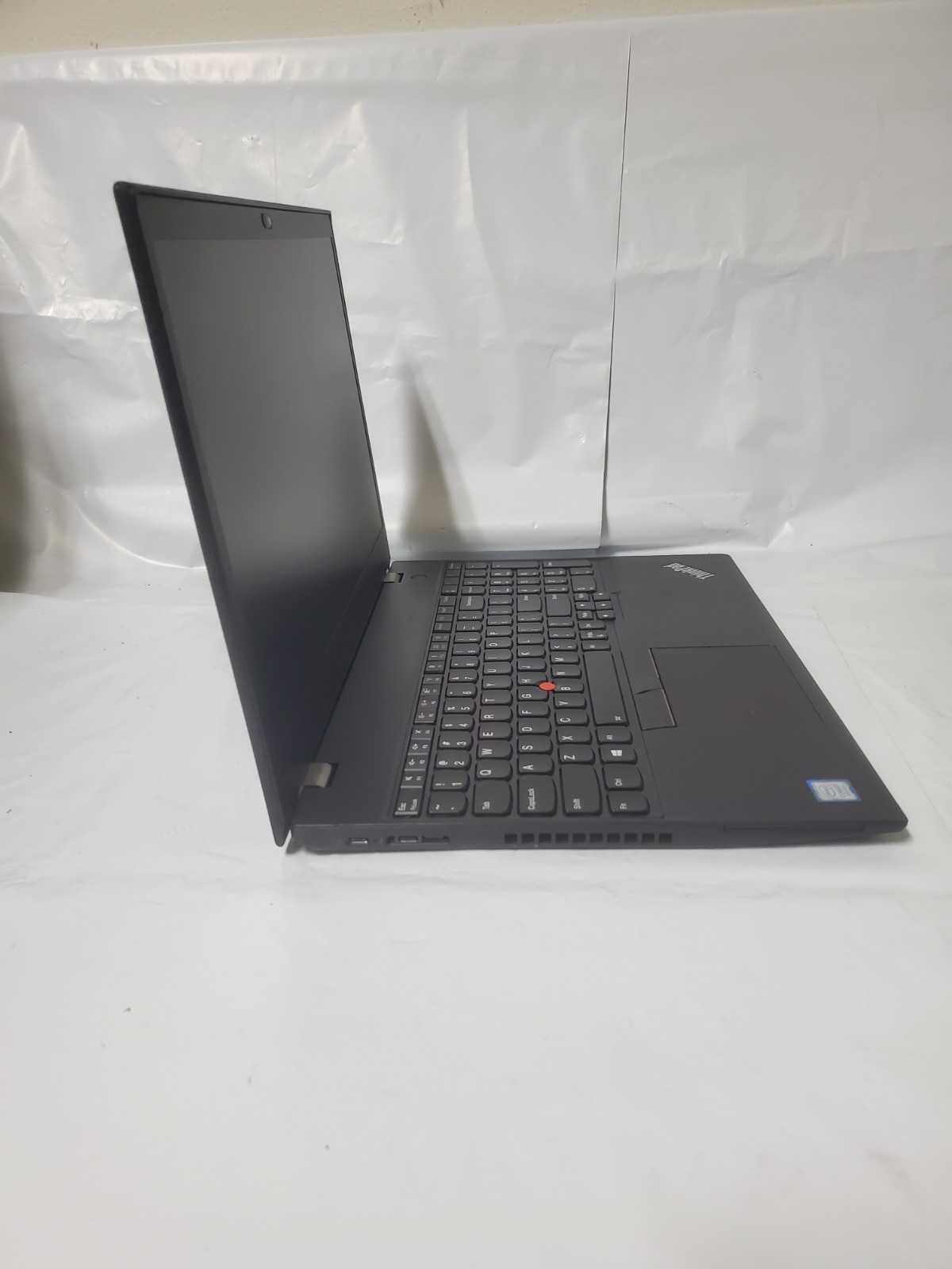Lenovo ThinkPad T580 14″ FHD i7-8550U 1.90GHz 16GB RAM/No SSD/Test
