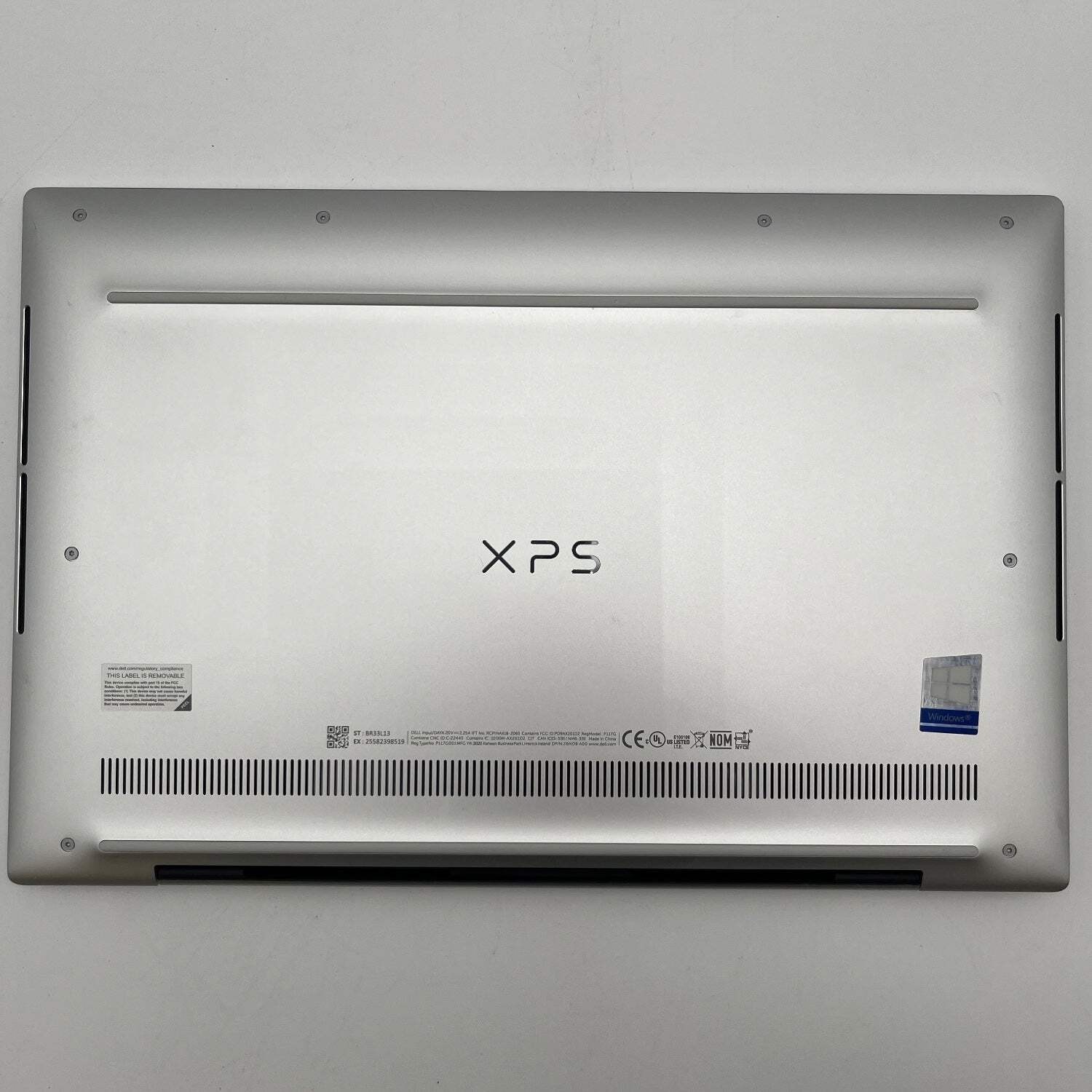 Dell XPS 9300 13.3″ i5-1035G1 1.0GHz 16GB RAM 256GB SSD