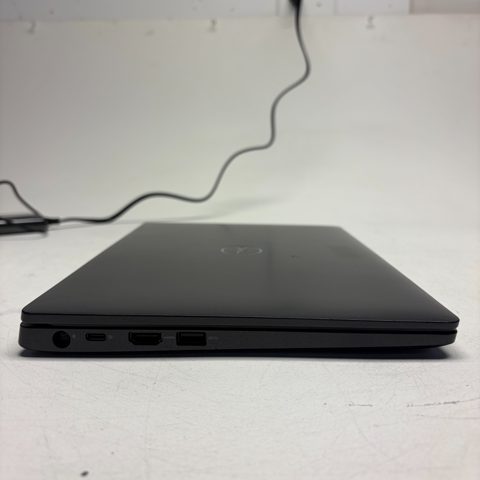 Dell Latitude 5300 w/ Power Supply