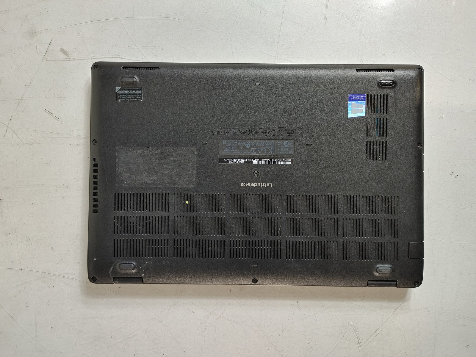 Dell Latitude 5400 Core i5-8350U 1.70 GHz 8 GB DDR4 No HDD