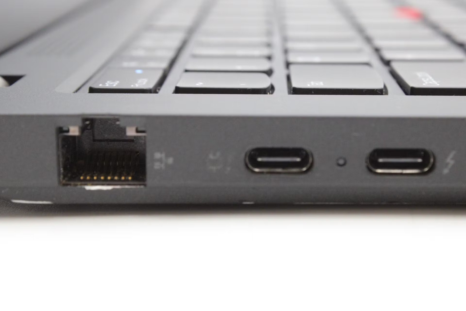 Lenovo ThinkPad P14s Gen 3 Used 14″ i7-1260P, 512GB NVMe, 16GB RAM, T550