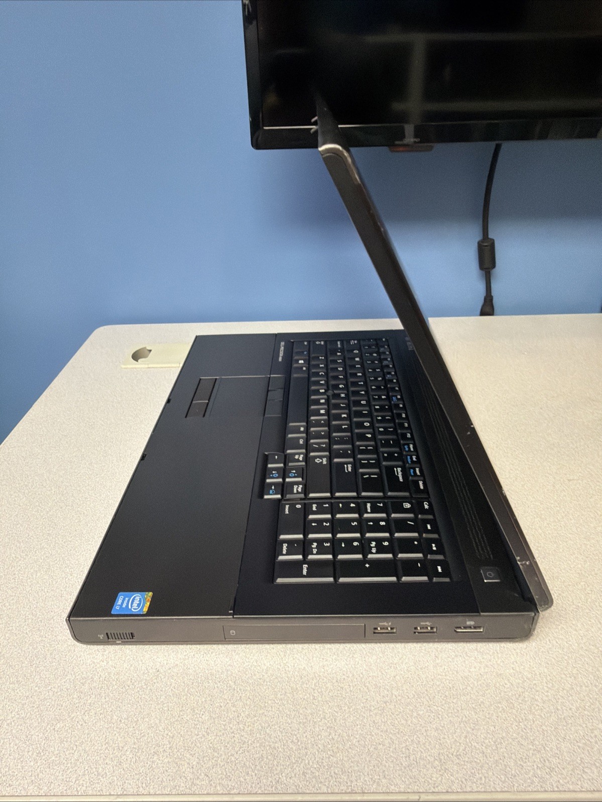 Dell Precision M6800 Quad Core i7-4800QM 2.7GHz 16GB 256GB SSD NVidia K4000M