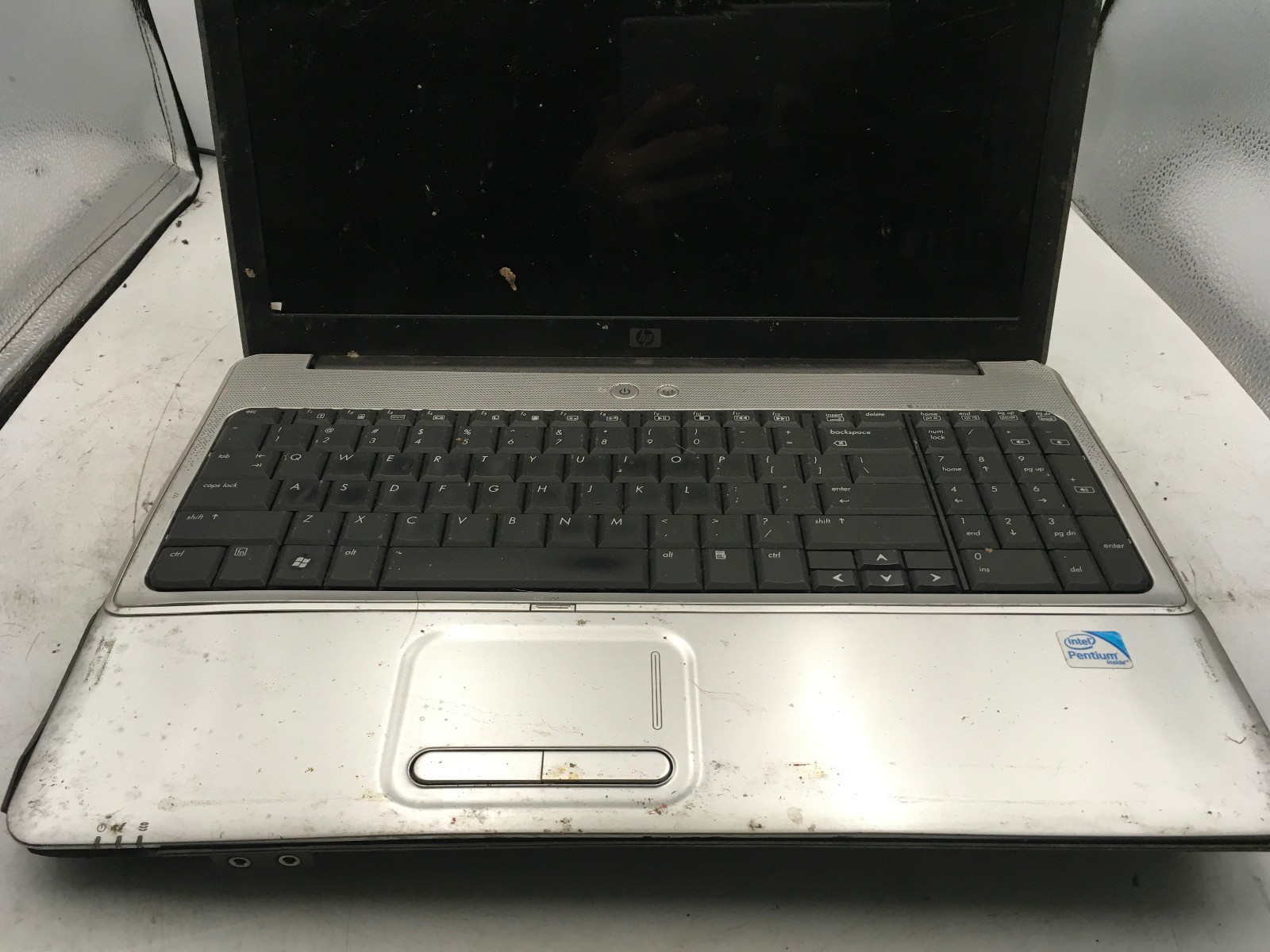 HP G60 – FOR PARTS / REPAIR – INTEL PENTIUM – NO RAM – 16″ – READ DESC – BB