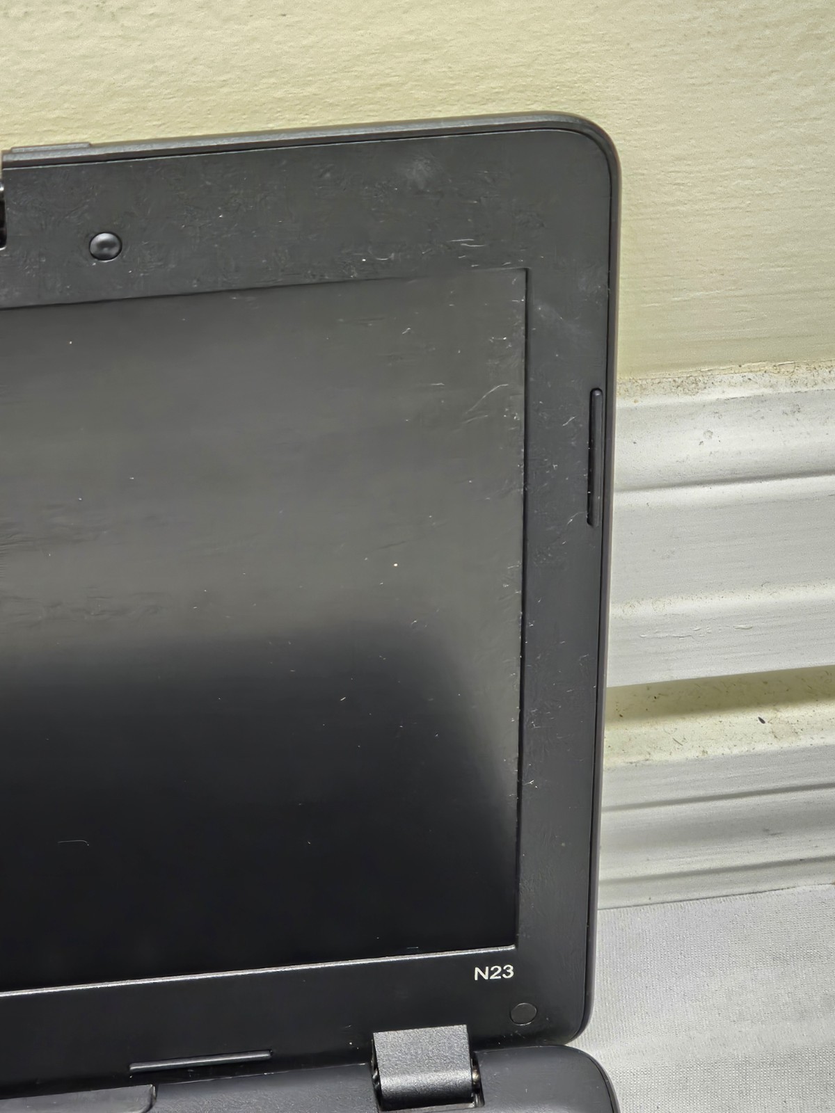 Lenovo Chromebook N23-80YS – Intel Celeron N3060 – 4GB RAM – BAD BATTERY – READ