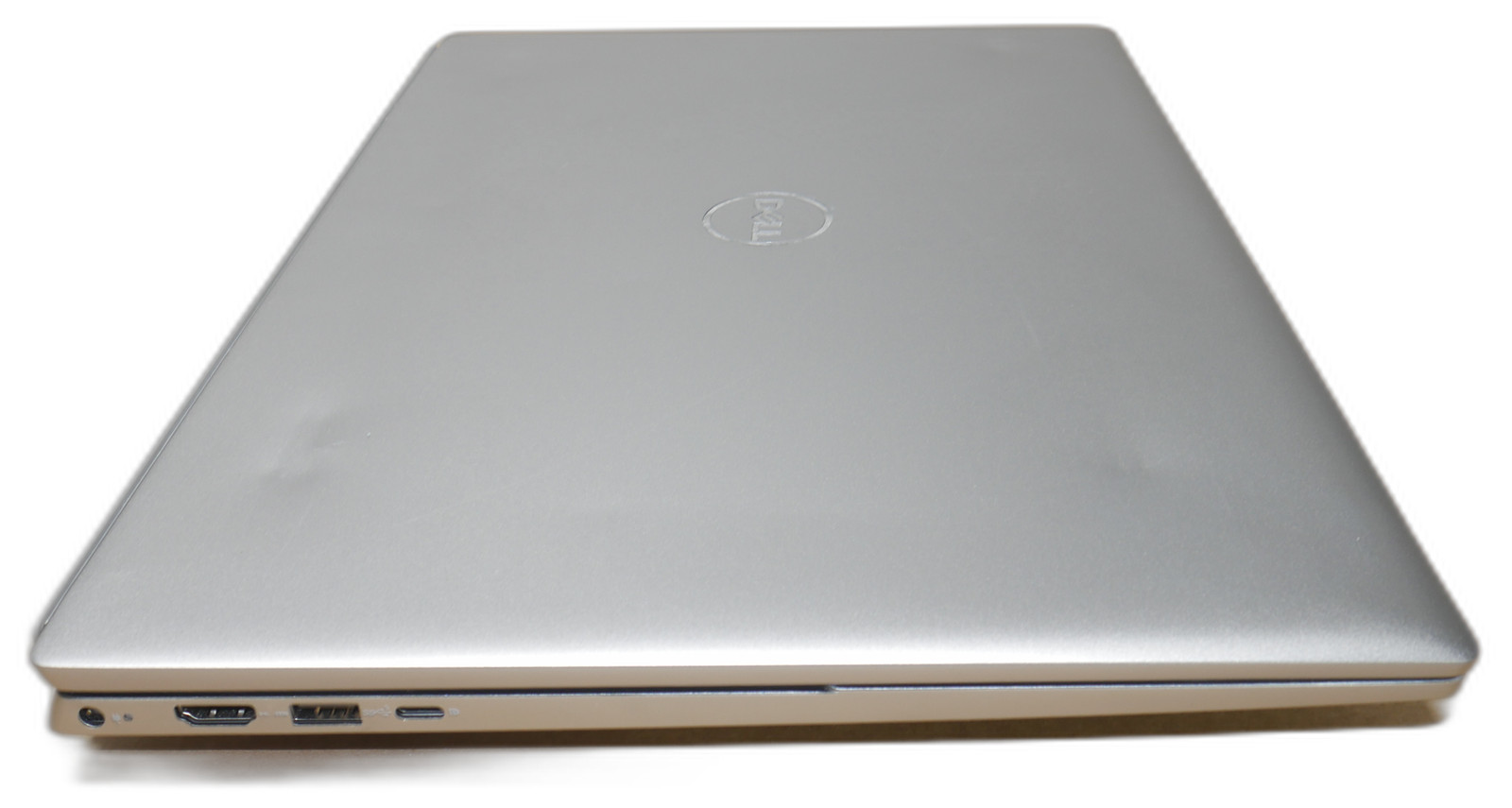 Dell Vostro 5620 Intel Core i7-1260P 1.70GHz 16 GB 256GB SSD 16″ Win 11 Pro SH