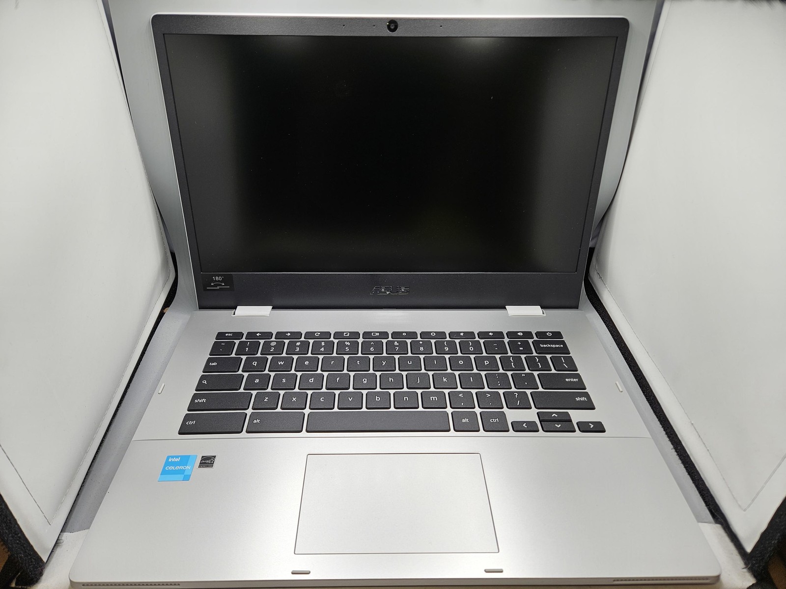 ASUS Chromebook CX1, 14″ FHD, 64GB Storage, ChromeOS, Transparent Silver *READ
