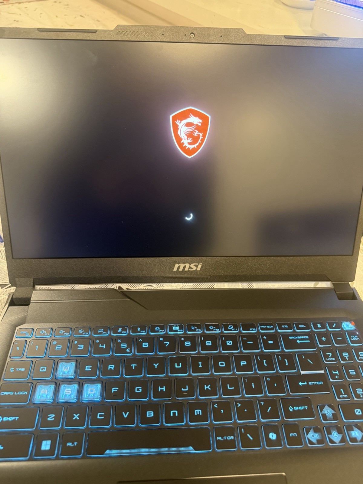 MSI Cyborg 15 A13VE Gaming Laptop i7-13620H RTX 4050 16GB 1TB SSD 144Hz READ