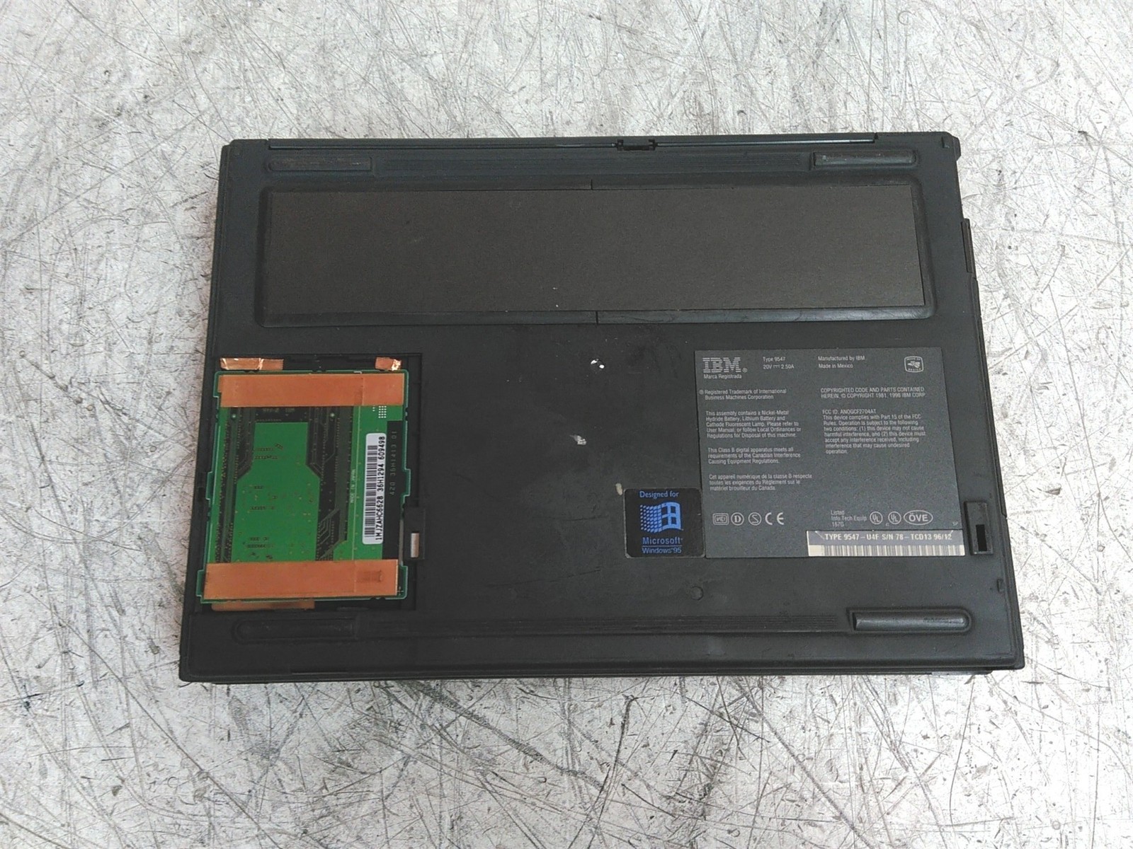 IBM ThinkPad 760EL Laptop Intel Pentium CPU 32MB RAM 1.4GB HD See Description