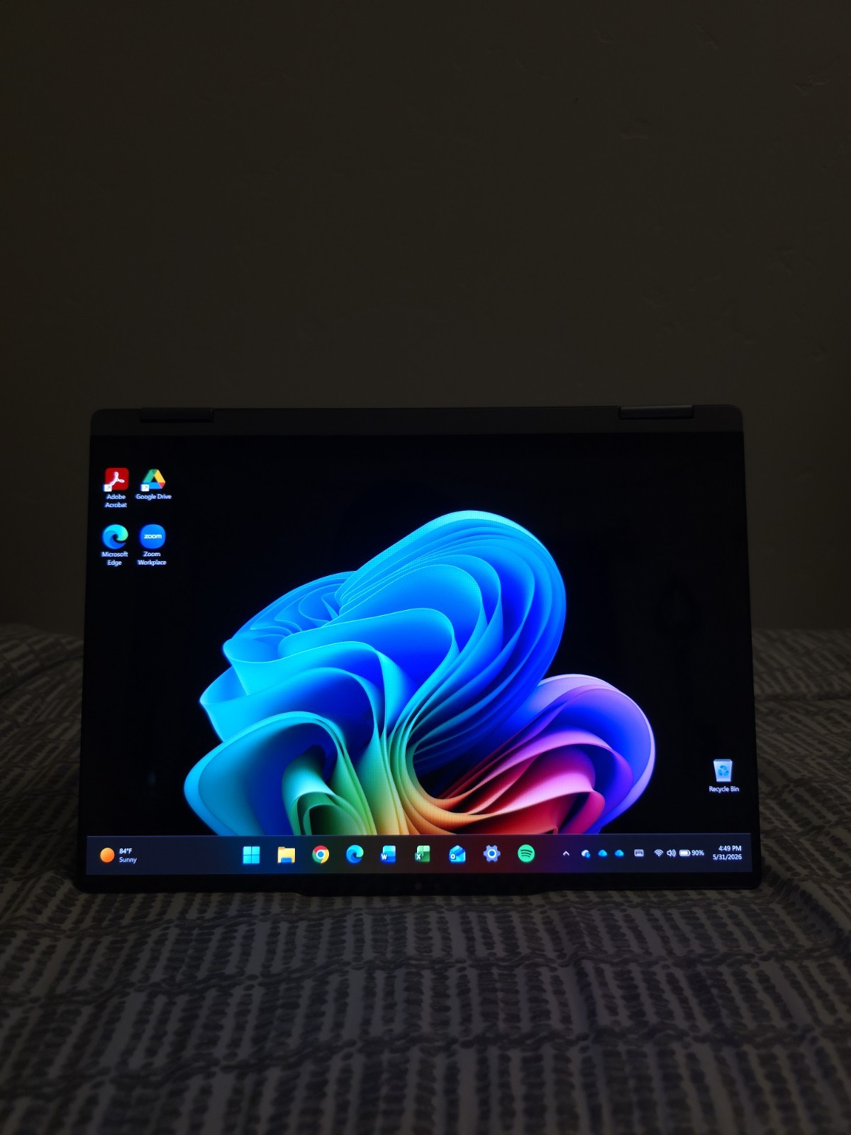 Lenovo Yoga 7i 2-in-1 14″ Touch Intel Core Ultra 5 226V 16GB 512GB SSD