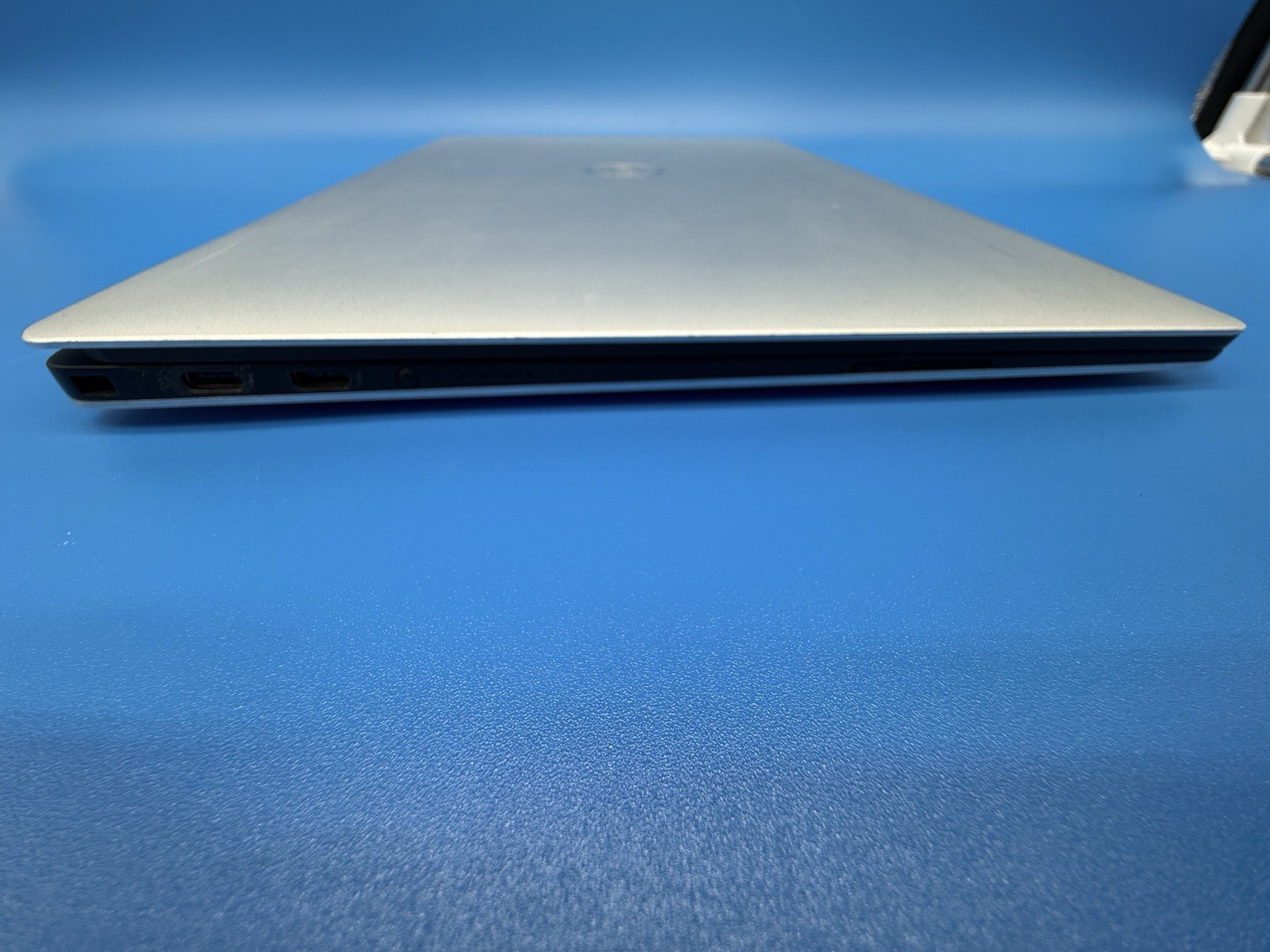 Dell XPS 13 9380 Touchscreen i7-8565U 16GB RAM 256GB SSD Windows 11 Pro Laptop