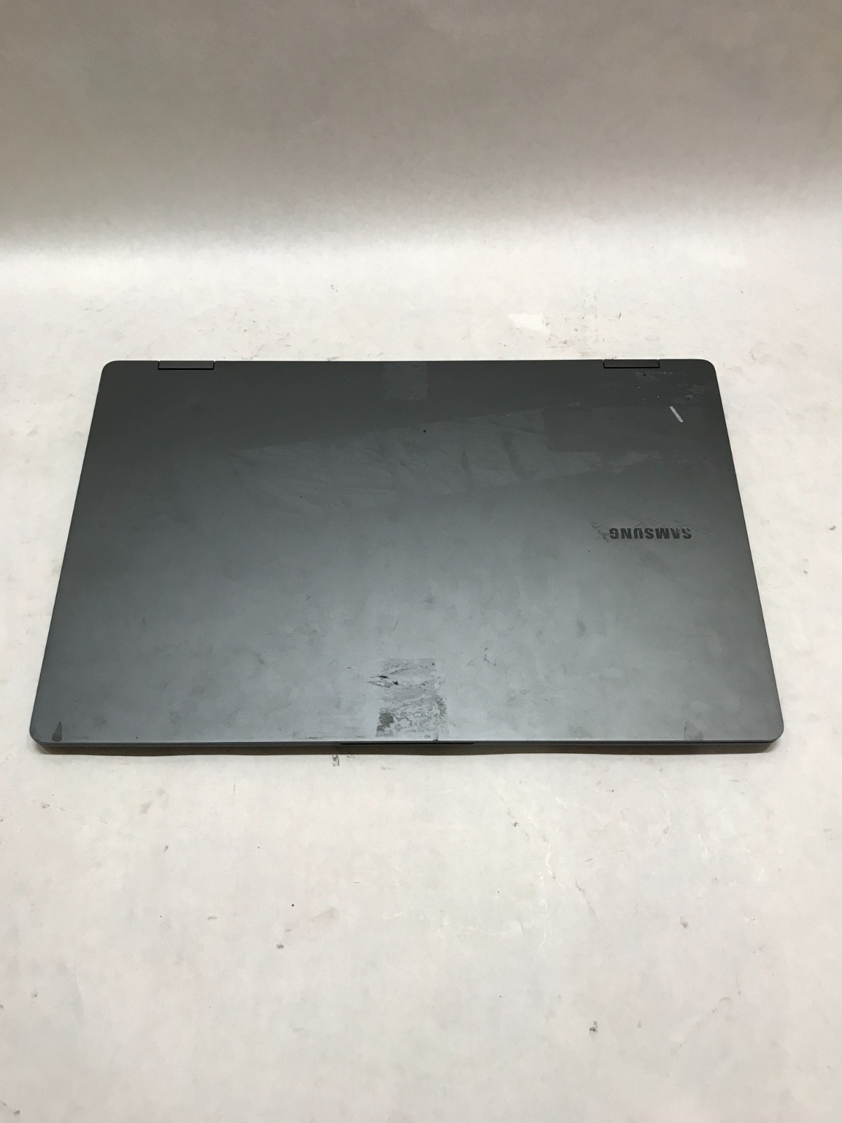 Samsung Galaxy Book3 360 NP750QPG 15″ Intel Core i7-1360P 16GB RAM Cracked! – DW