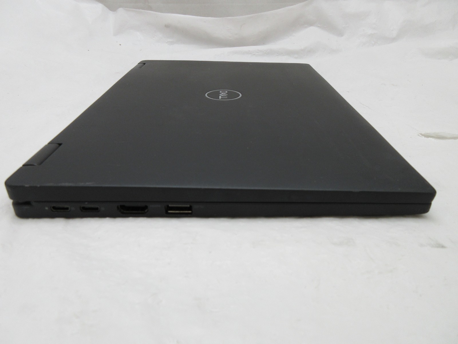 Dell Latitude 7389 13.3″ : i5-7300U 2.6GHz : 16GB RAM : 256GB SSD : Grade C