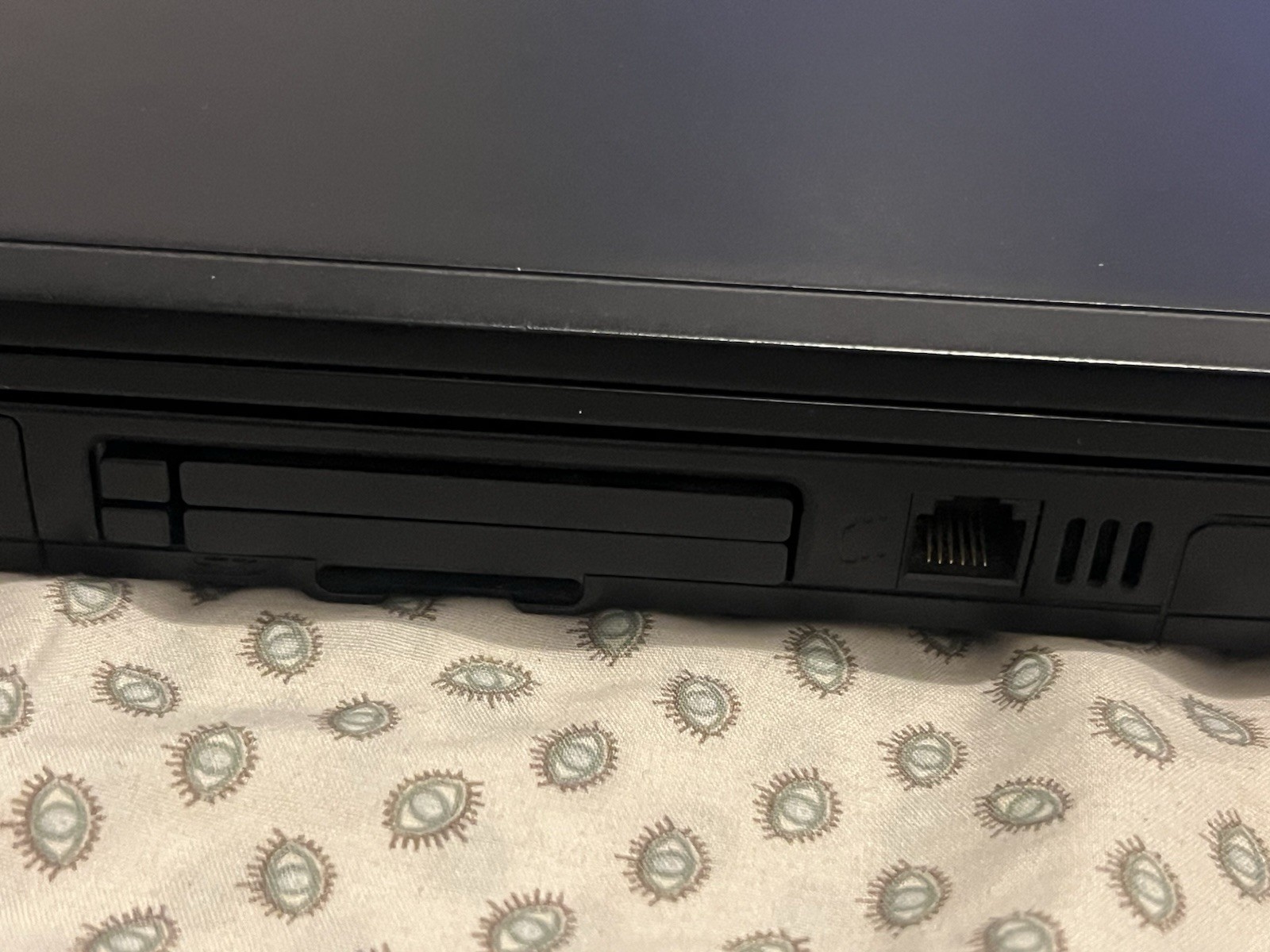 HP Compaq NC6000 Laptop Windows XP Intel PENTIUM M 1.50 Ram 40 Gig Storage