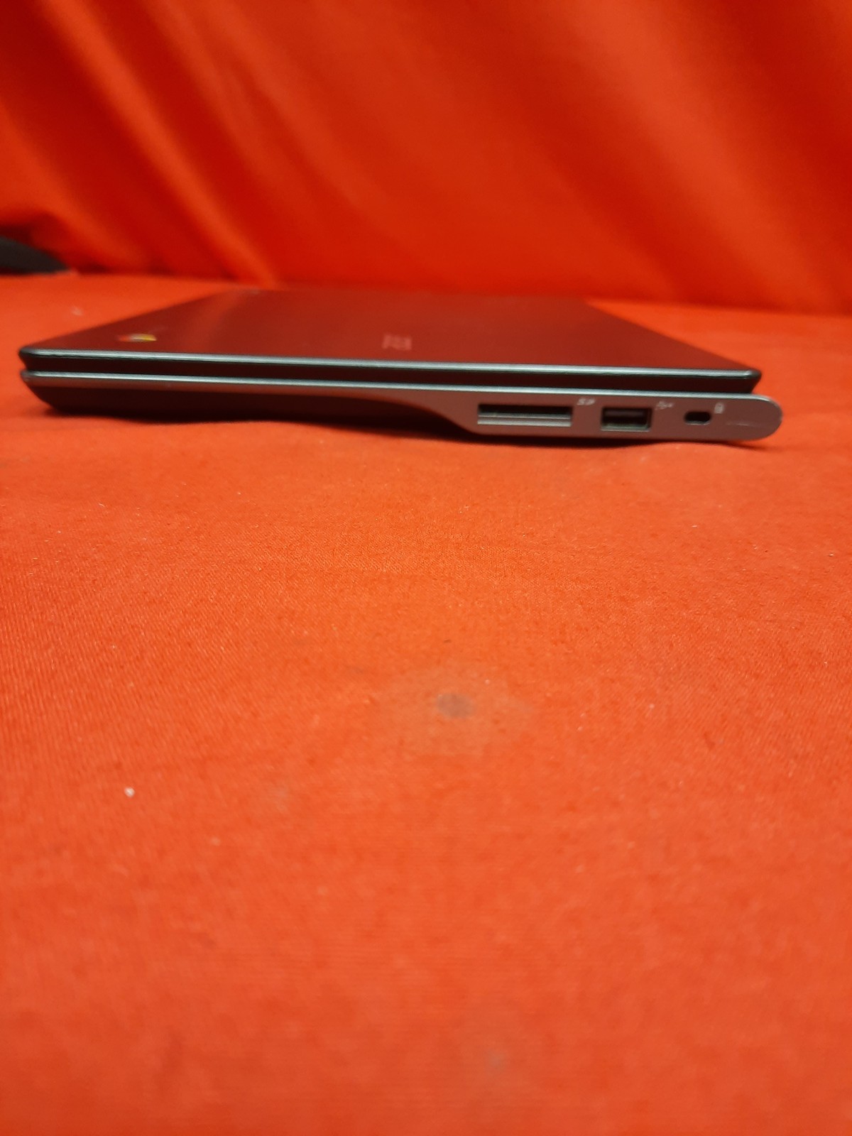 Acer C720 Chromebook 11.6-inch SSD Notebook Laptop Gray Notebook/Laptop 7554