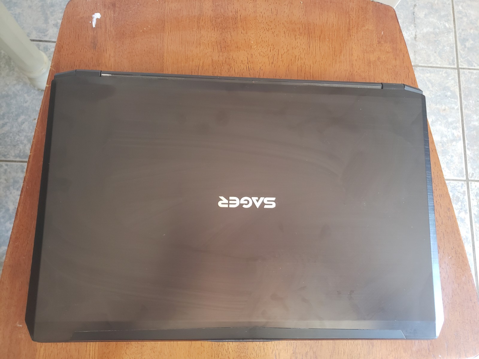 Sager Clevo P670RG 75hz Gsync i7 6820hk 16gb DDR4 GTX 980M 8GB 240gb+2tb Win10