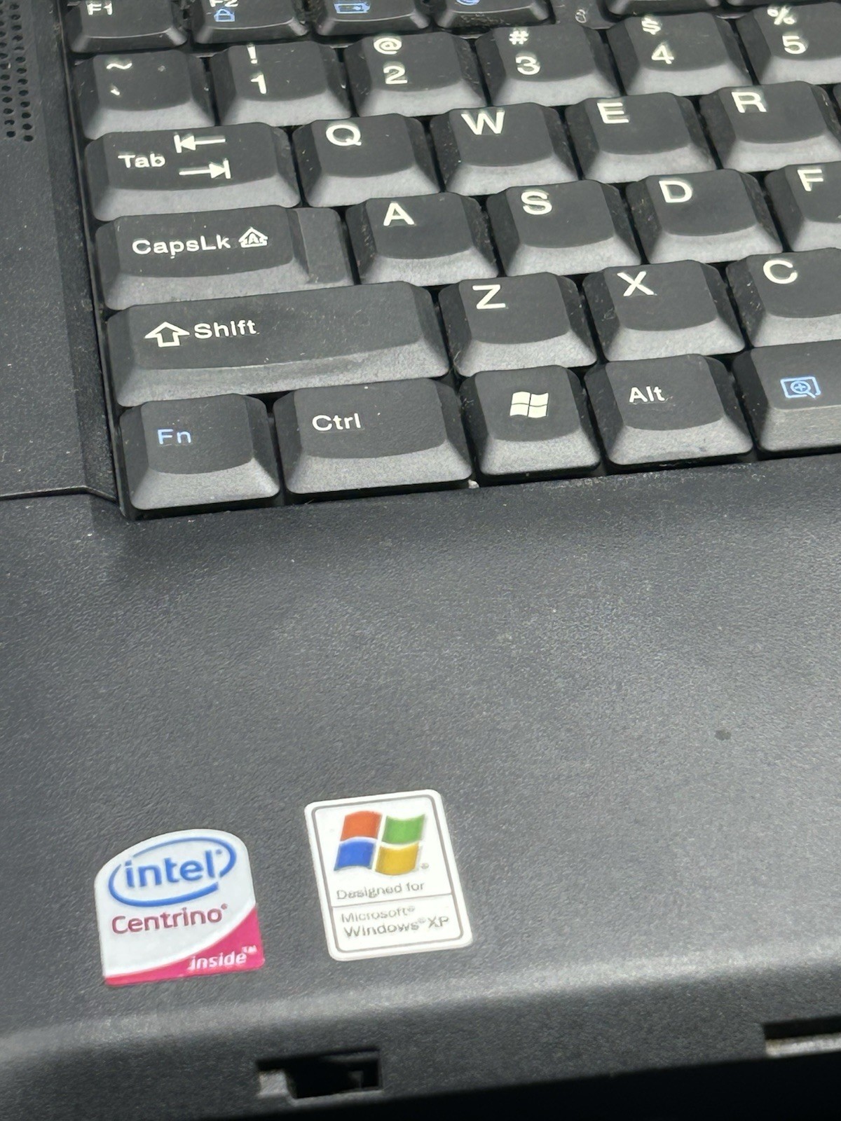 Lenovo ThinkPad R61i Tested Working Vintage “Needs To Be Factory Reset”
