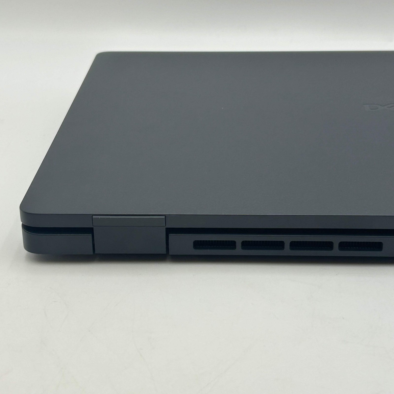 Dell Pro 16 Core 5 120U 16GB RAM 256GB SSD 16″ Laptop – PC16250