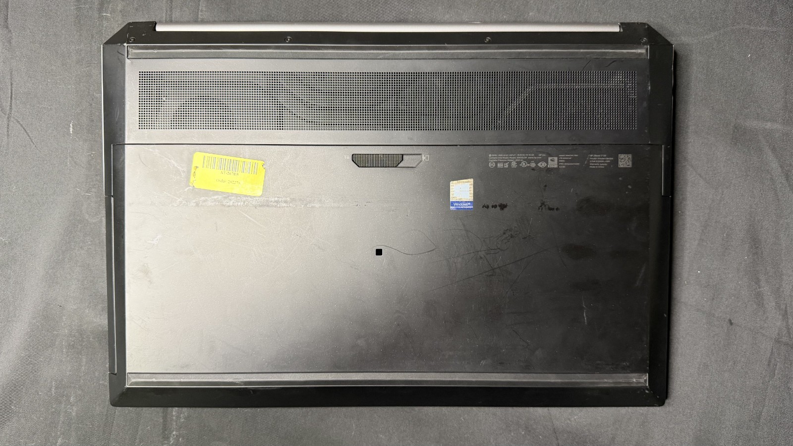 HP ZBOOK 17 G5 17″ Intel Core i7-8850H 32GB RAM 512GB SSD, NVIDIA P4200