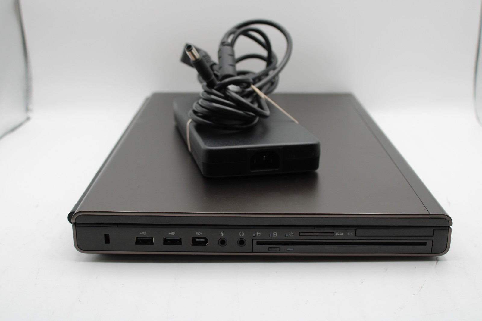 Dell Precision M6700 _ i5-3340M _ 4GB RAM _ AMD FirePro _ No SSD/OS/Boot *PARTS