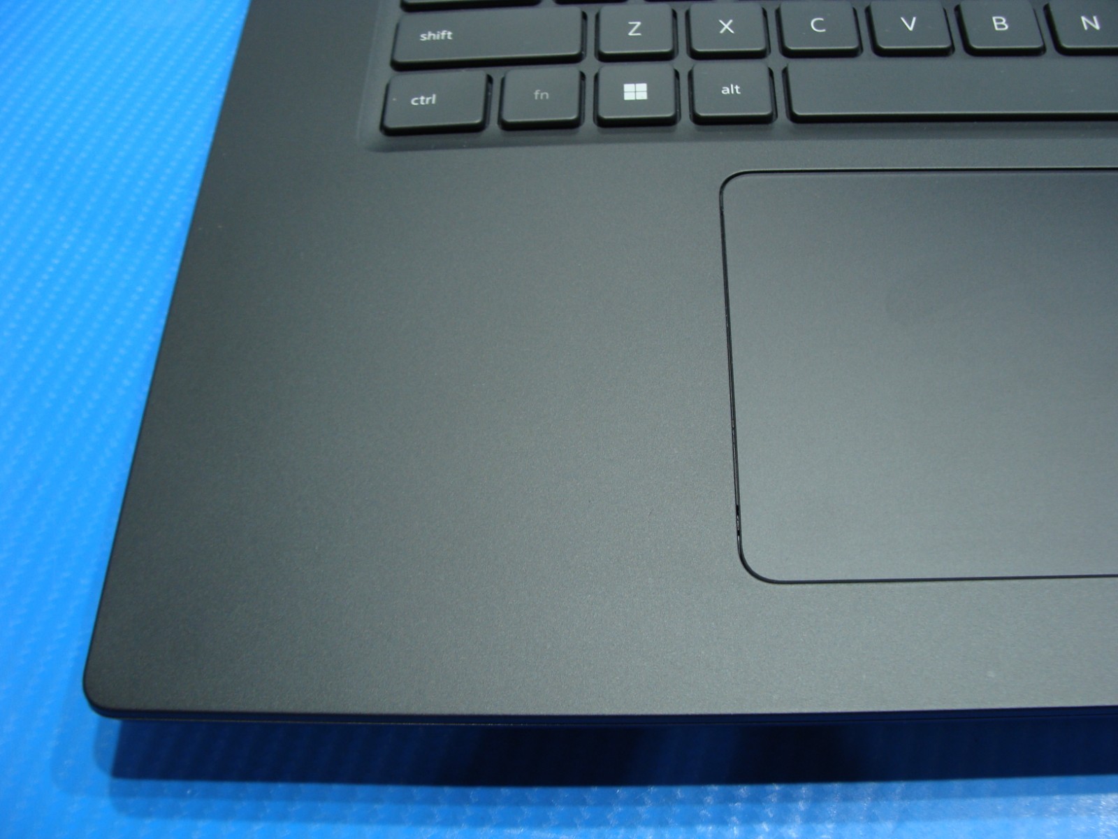 Dell Precision 7780 17.3″FHD i9-13950HX 2.2 GHz 64GB 1TB RTX 4000 ADA WRTY 2029