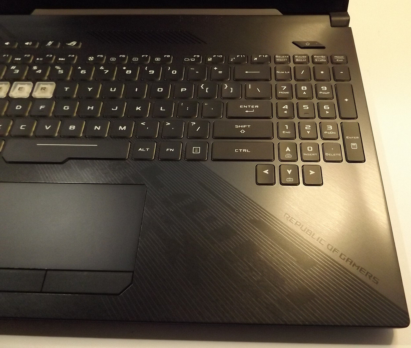 ASUS GL504GM Hero II 144MHz i7-8750H 2TB SSD 32GB RAM Win11 24H2 Grade B+ VG