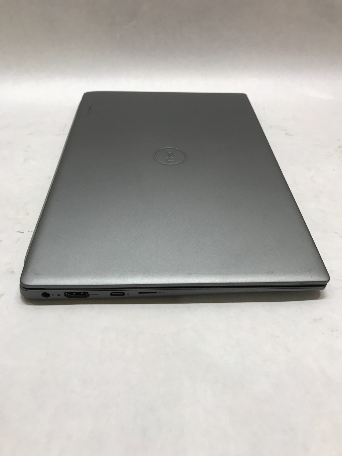 Dell Latitude 3301 13″ Intel Core i5 8GB RAM NO SSD/OS For Parts READ DESC – DW