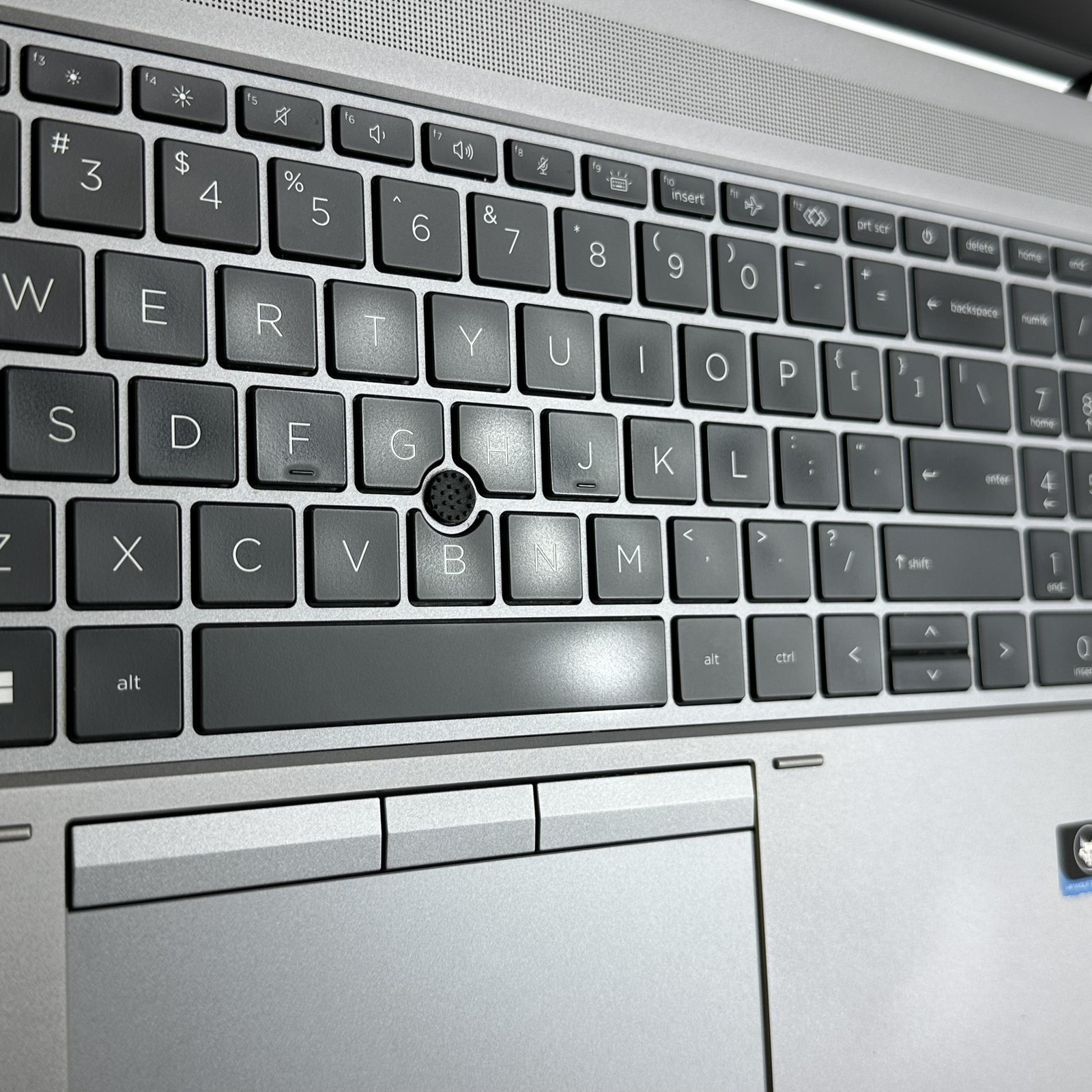 HP ZBook Fury 15 G8 FHD i7-11800H 2.30GHz 32GB 512GB SSD RTX A2000 Good
