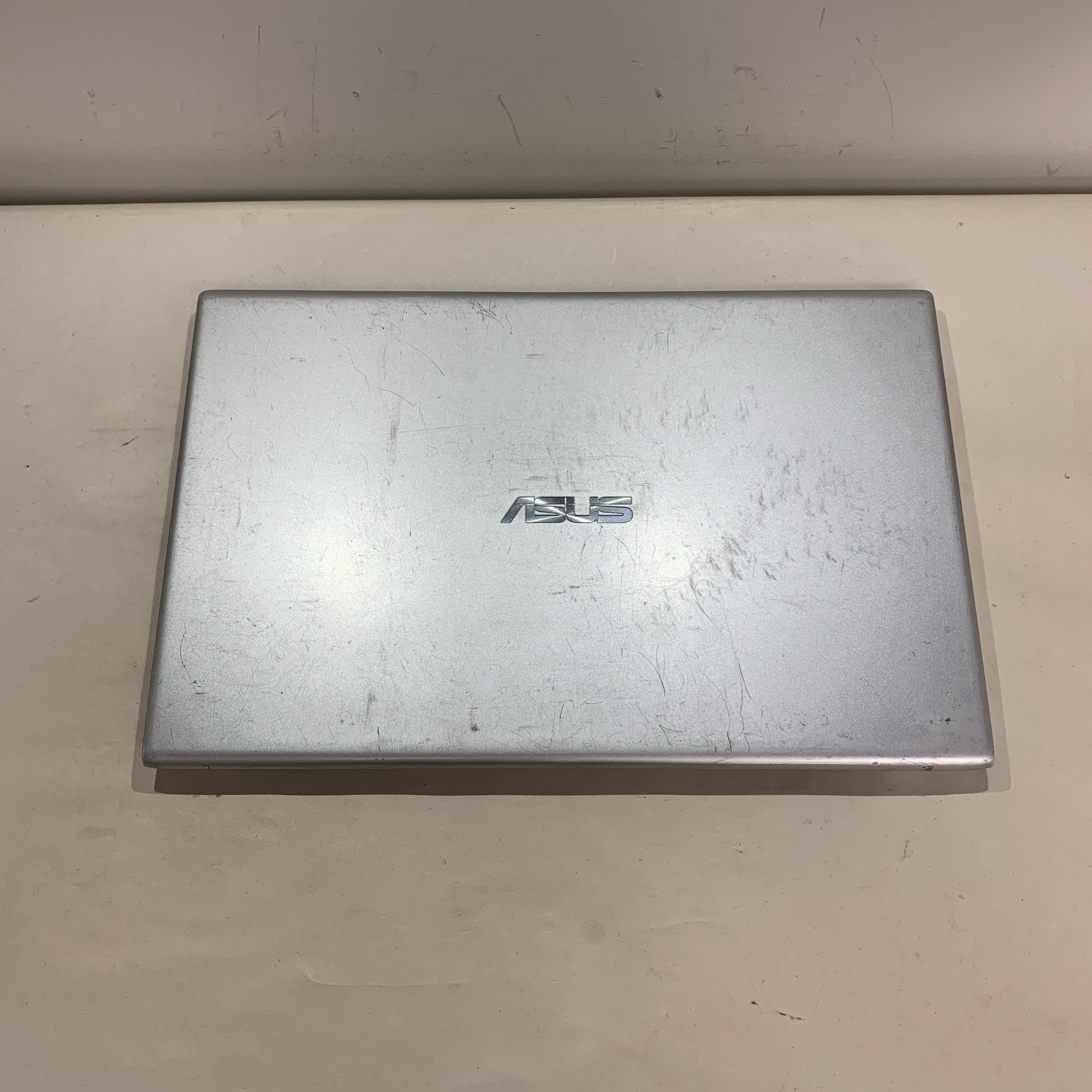 Asus Vivobook 15 X512D 15.6″ AMD Ryzen 5 3500U 8GB RAM 256GB SSD Win11 Home