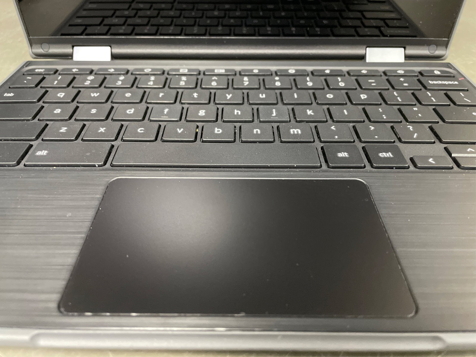 Lenovo 300e Chromebook 2nd Gen 82CE0000US 11.6″ Touchscreen 2 in 1 Chromebook –