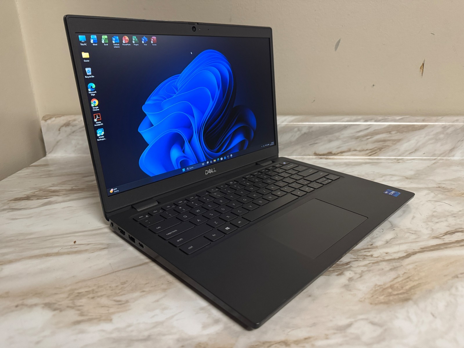 Dell Latitude 3420 Laptop 14″ FHD i7-1165G7 512GB NVME 16GB Ram Windows 11 Pro