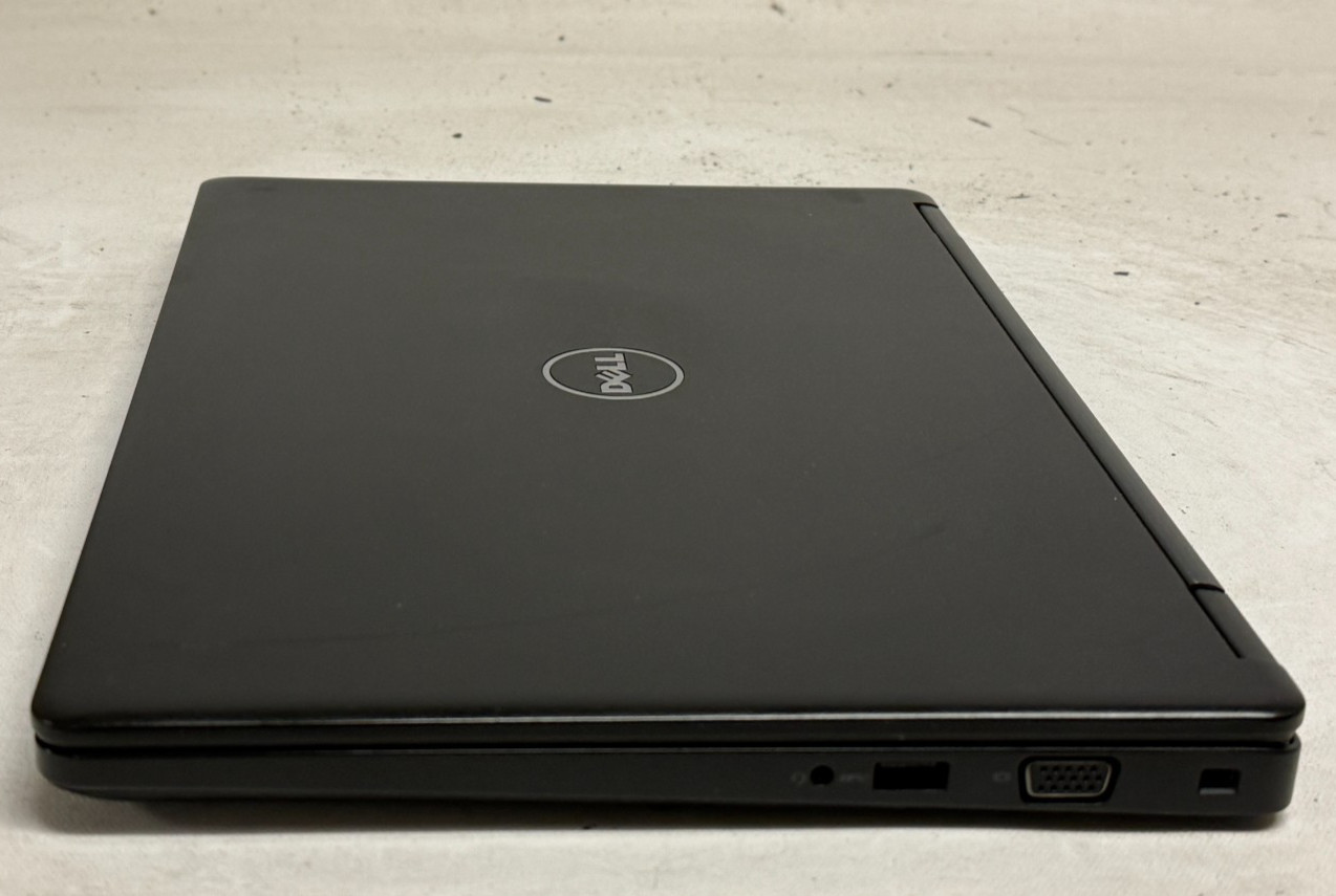 Dell Latitude 5480 14″ (i7-7820HQ – 16GB RAM – 256GB SSD – Win11Home)