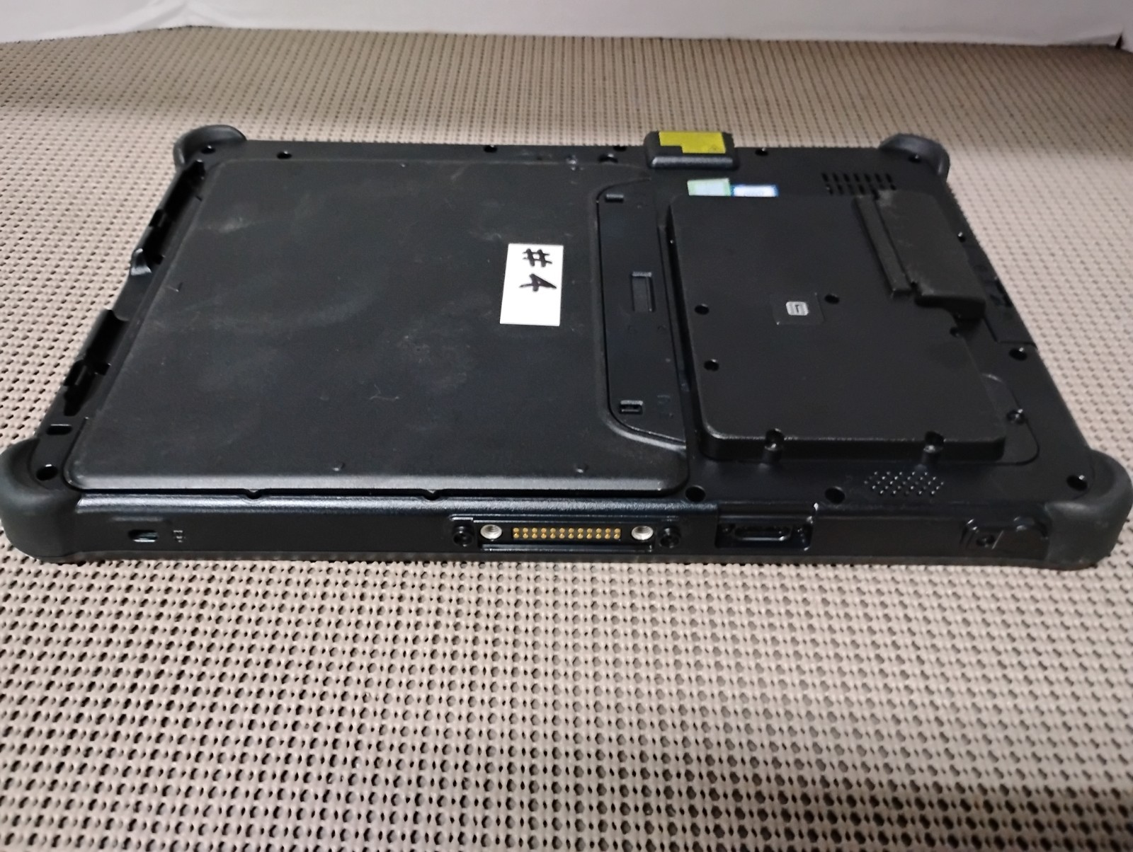 GETAC F110 INTEL CORE I5 7TH GEN 8GB RAM NO HD/BATTERY OR POWER CORD PARTS ONLY