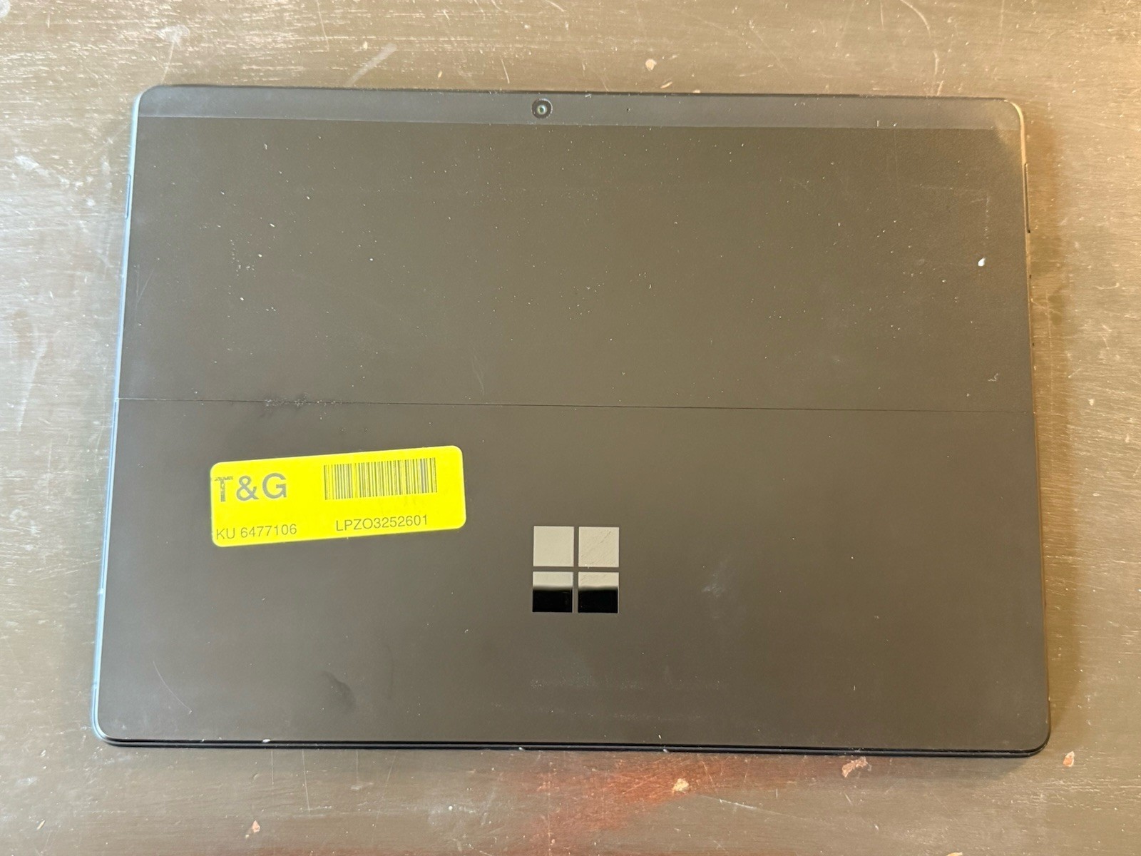 Microsoft Surface Pro X 1876 13″ SQ1 8GB RAM 128GB SSD