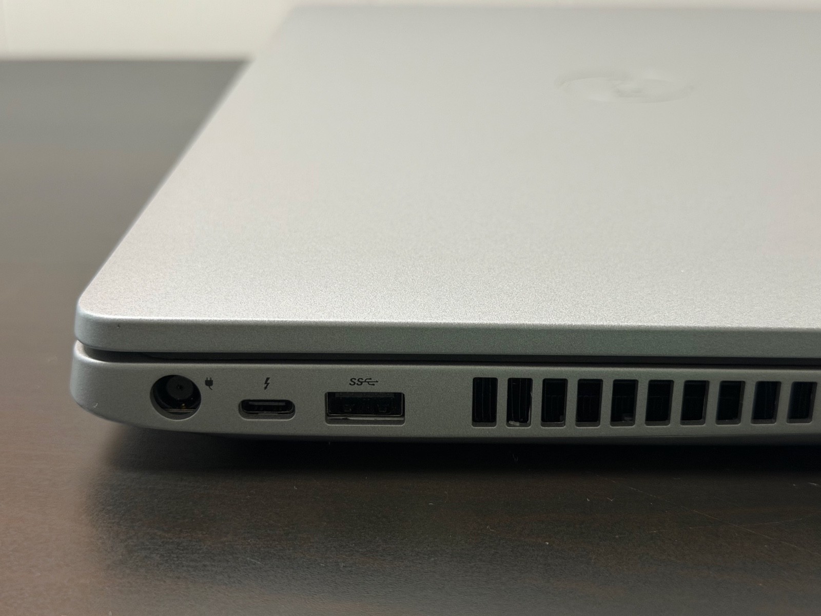 Dell Precision 3551 Laptop 2.6 GHz i5-10400H 16GB RAM 256GB SSD 15.6″ HD Screen