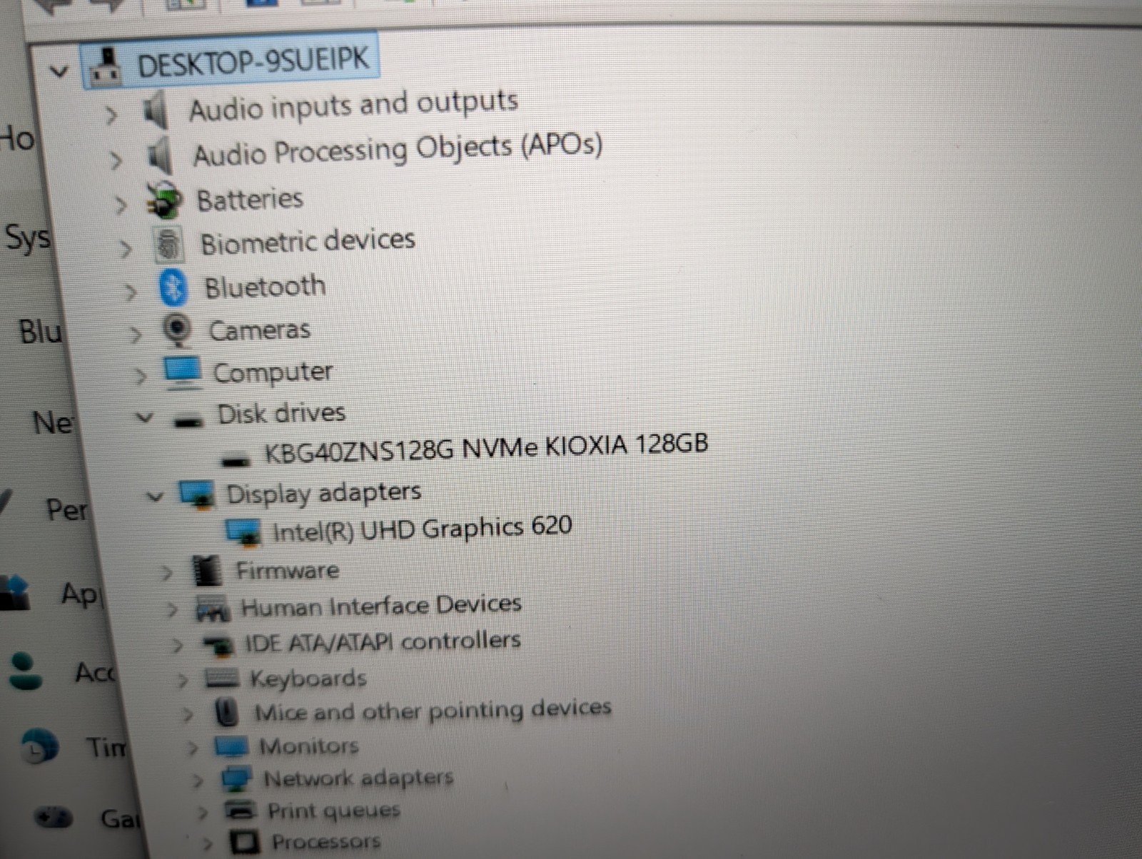 Dell Inspiron 5584 15.6″ FHD i5-8265U 12GB RAM 128GB SSD Win11
