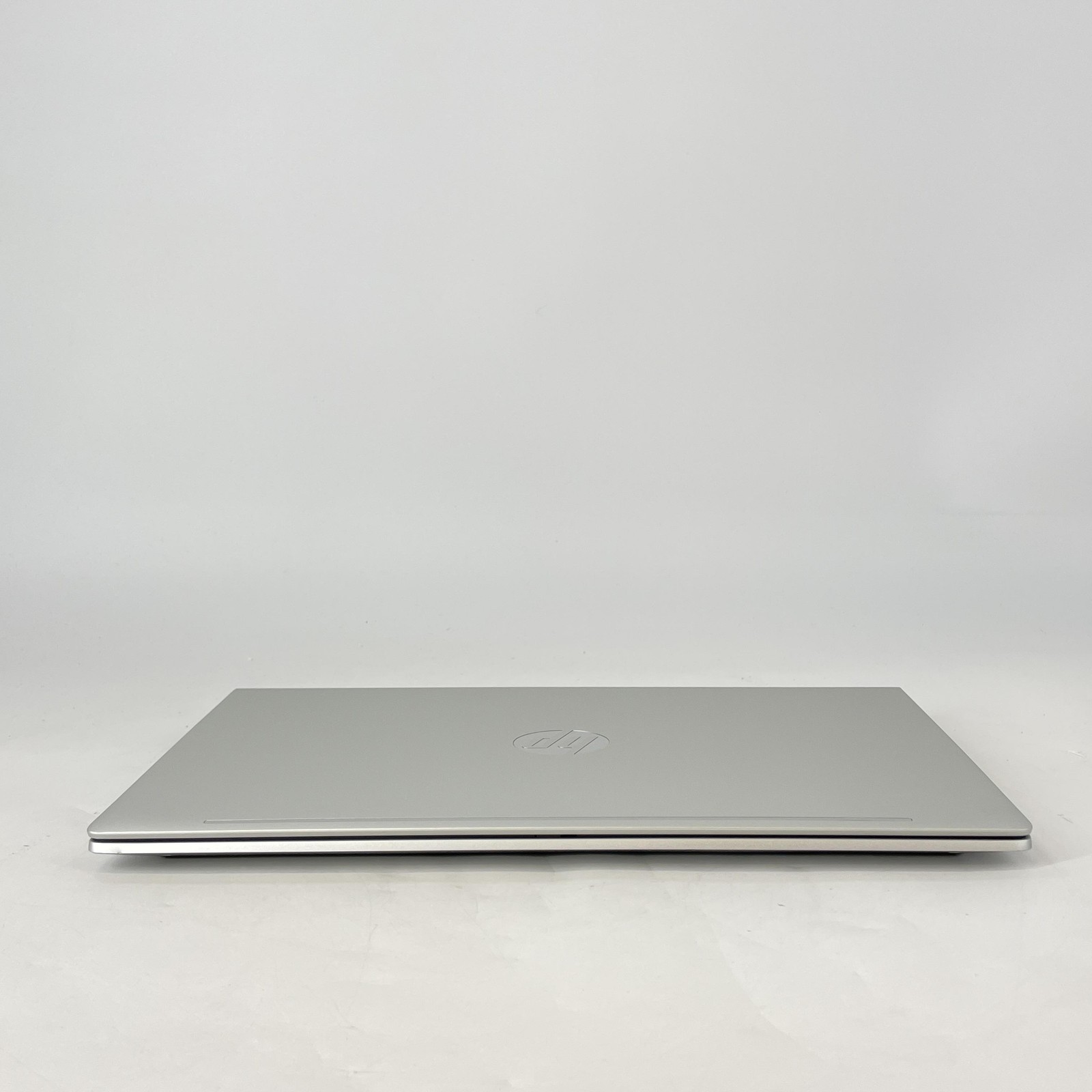 HP ProBook 450 G9 15.6 Silver FHD 1.7 GHz i7-1255U 16GB 512GB SSD Very Good