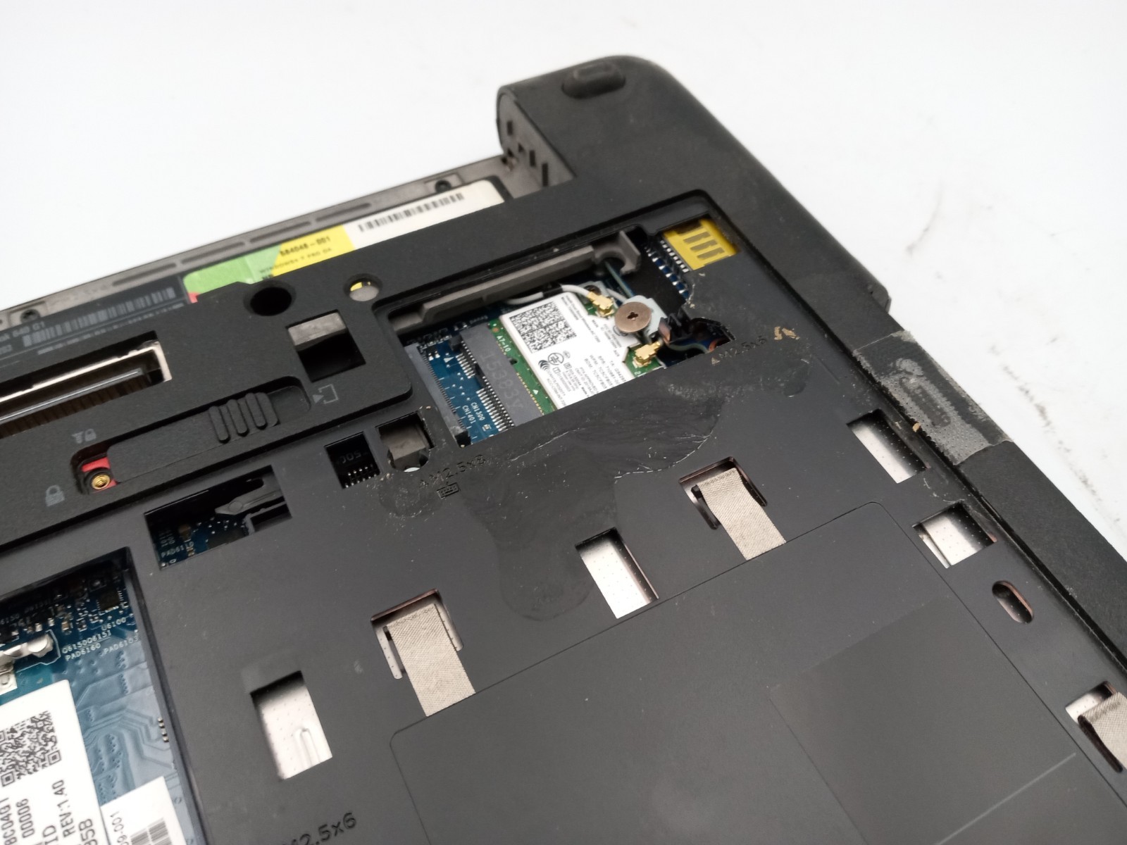 HP ProBook 640 G1 14″ Laptop Intel Core i5-4310M – LIQUID DAMAGE – READ -RR