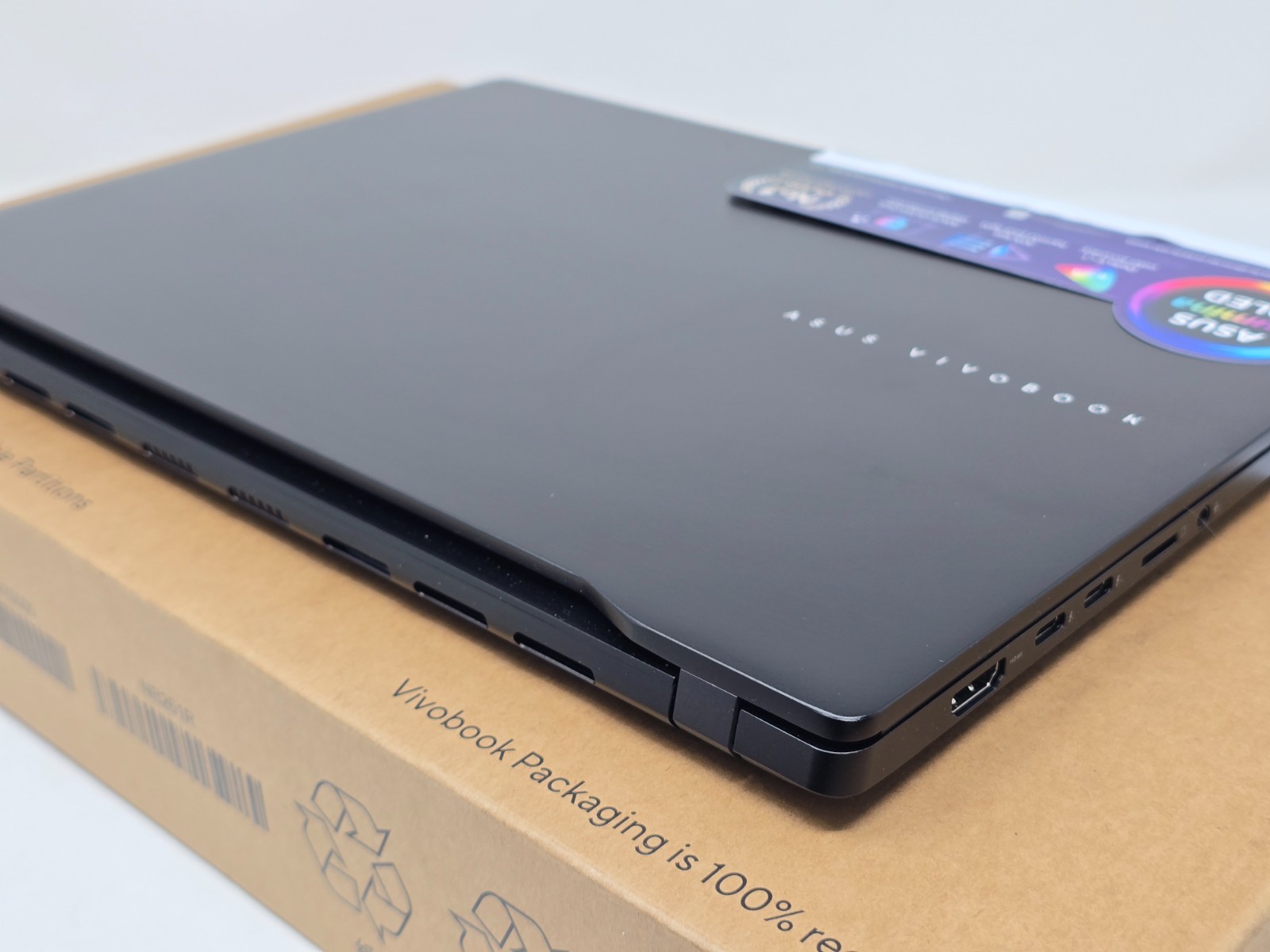 ASUS Vivobook S 14 OLED Intel Ultra 9 185H 16GB RAM 1TB SSD RGB S5406MA-AS96