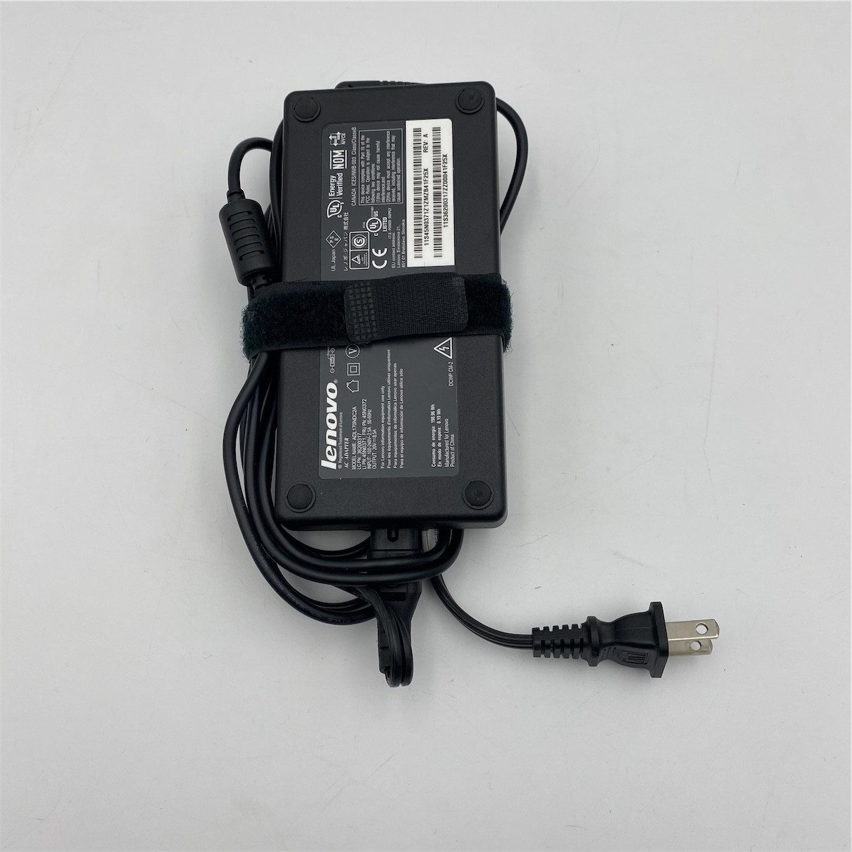 Lenovo ThinkPad 170W AC Adapter Charger 45N0372 45N0371