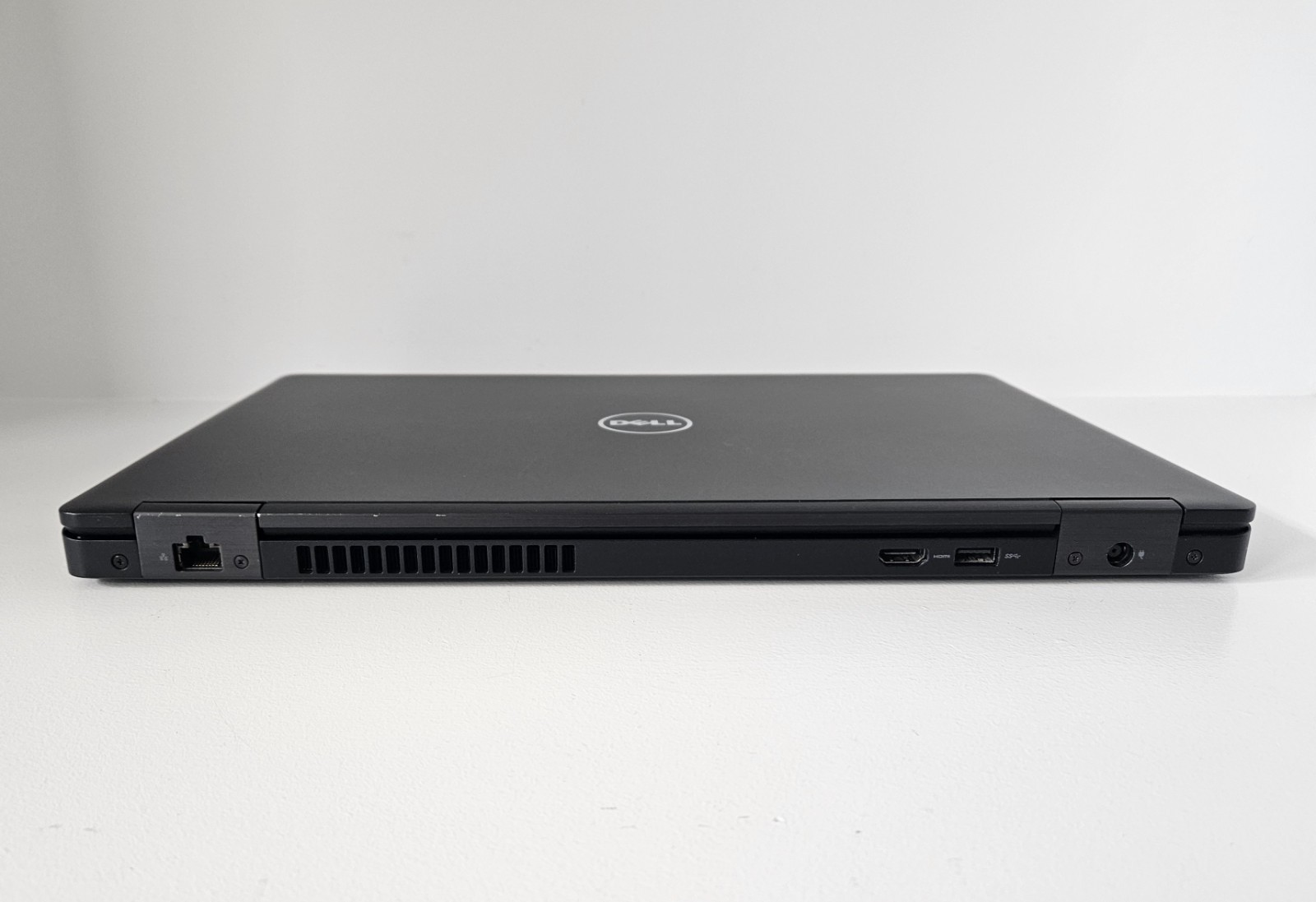 Dell Precision 3520 Core i5-7440HQ 2.8GHz 15.6″ 256GB NVMe 8GB RAM Win 11 Pro