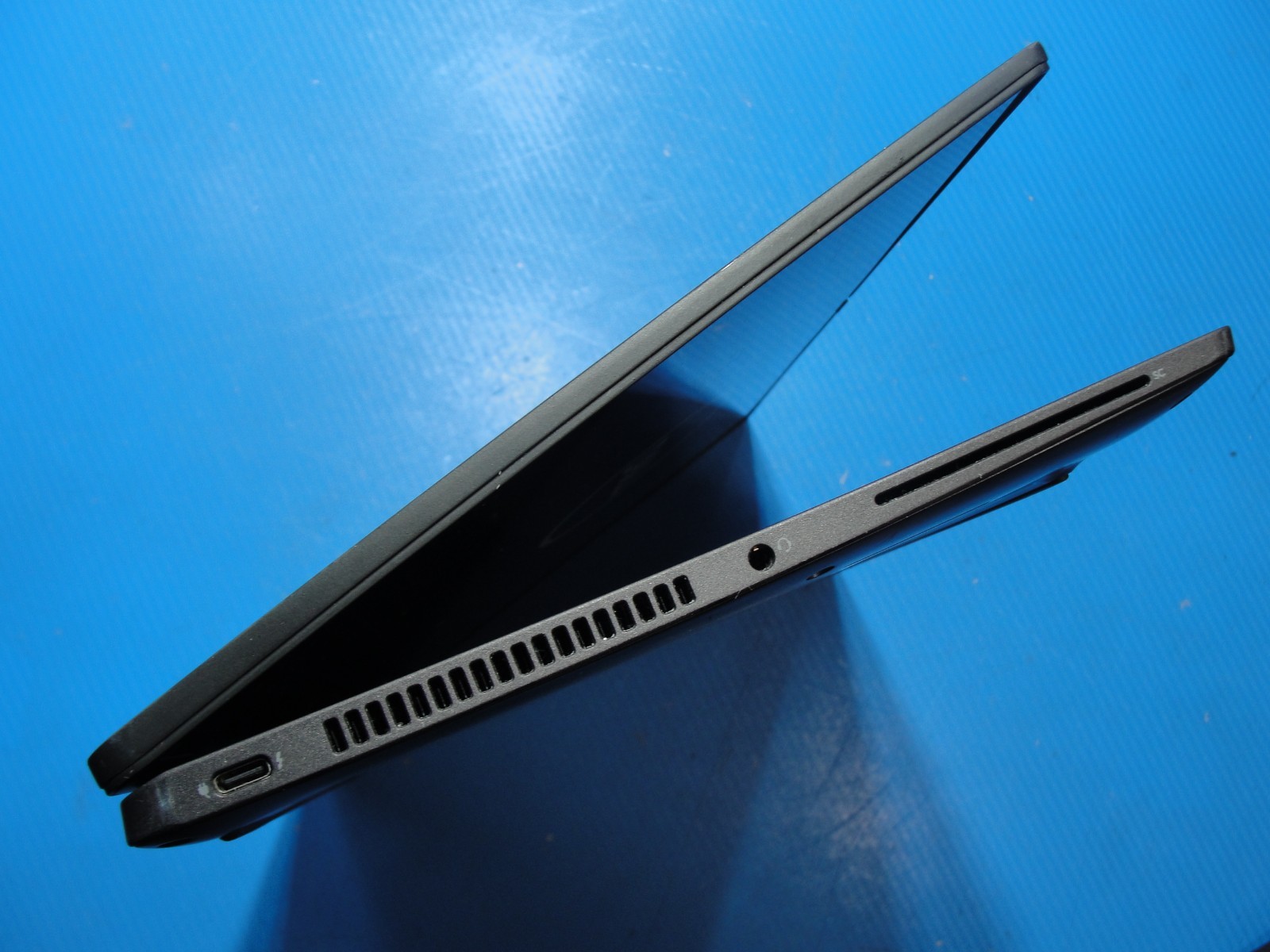 Dell Latitude 7420 14″FHD TOUCH Intel Core i7-1185G7 3.0GHz 16GB RAM 512GB SSD