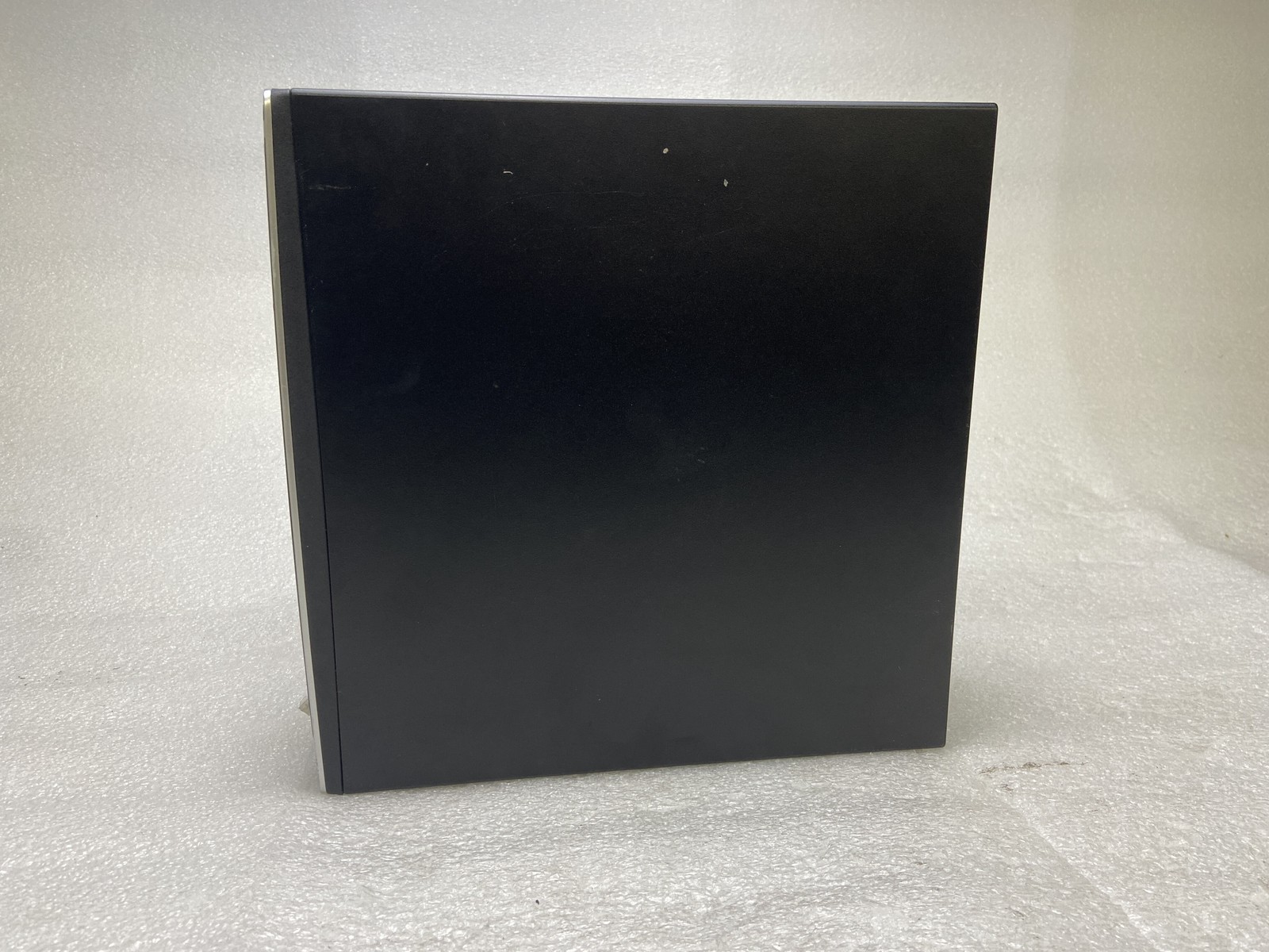 Dell Inspiron 3250 Core i3-6098P 3.6GHz 8GB RAM NO HDD NVIDIA NO OS Good