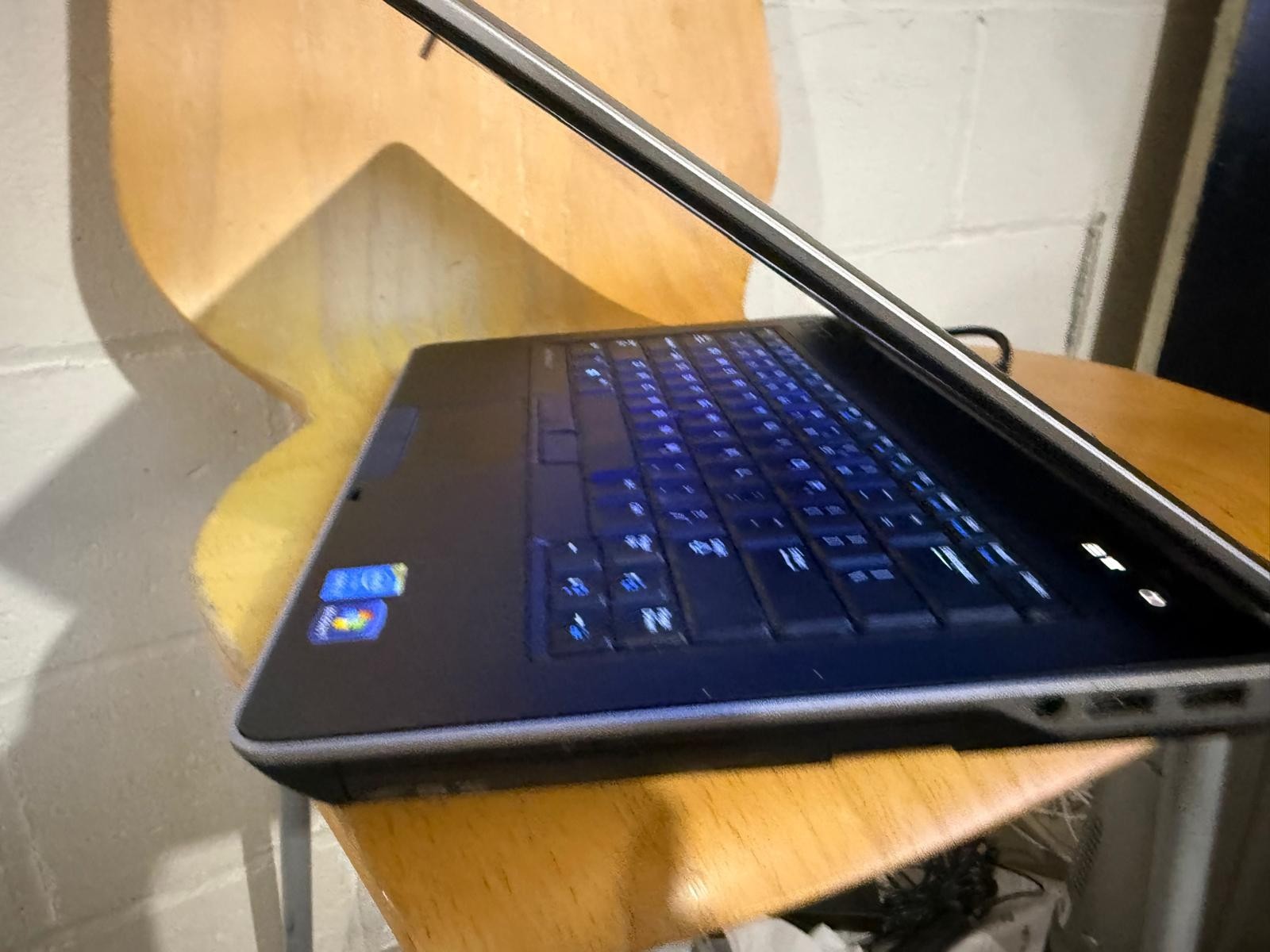 Dell Latitude E6440 Core i7-4610M 3.00GHz 8GB RAM 128GB SSD Win 11 Pro WEBCAM