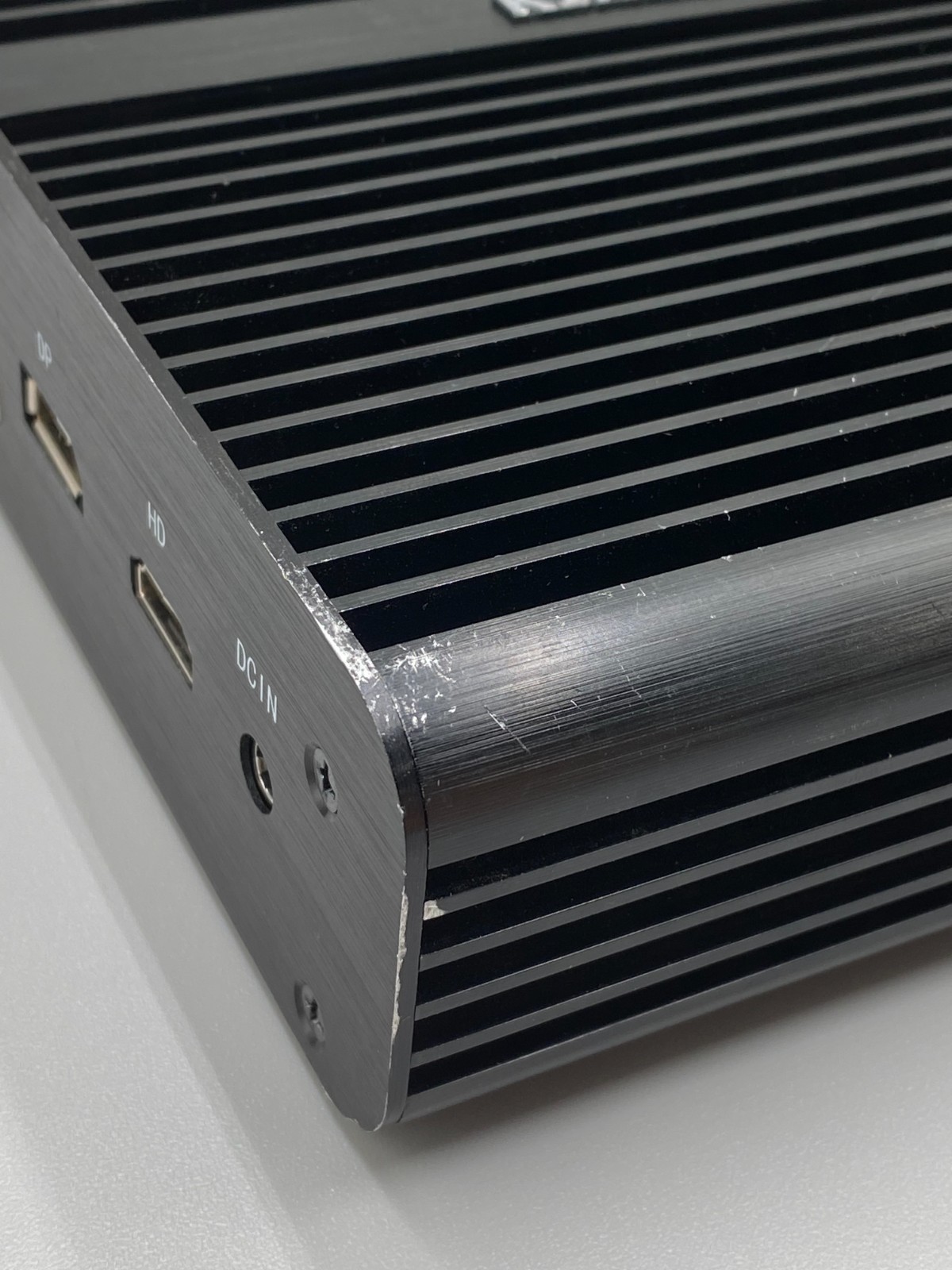 Kingdel Fanless Industrial Mini PC Custom Build i7-8565U 256GB SSD 16GB DDR4 B-
